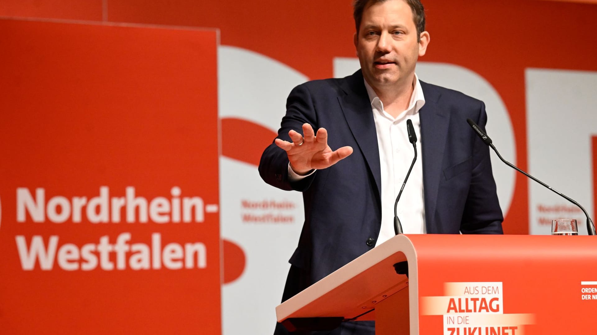 Klingbeil wehrt sich gegen Kritik der Parteibasis Klingbeil wehrt sich gegen Kritik der Parteibasis