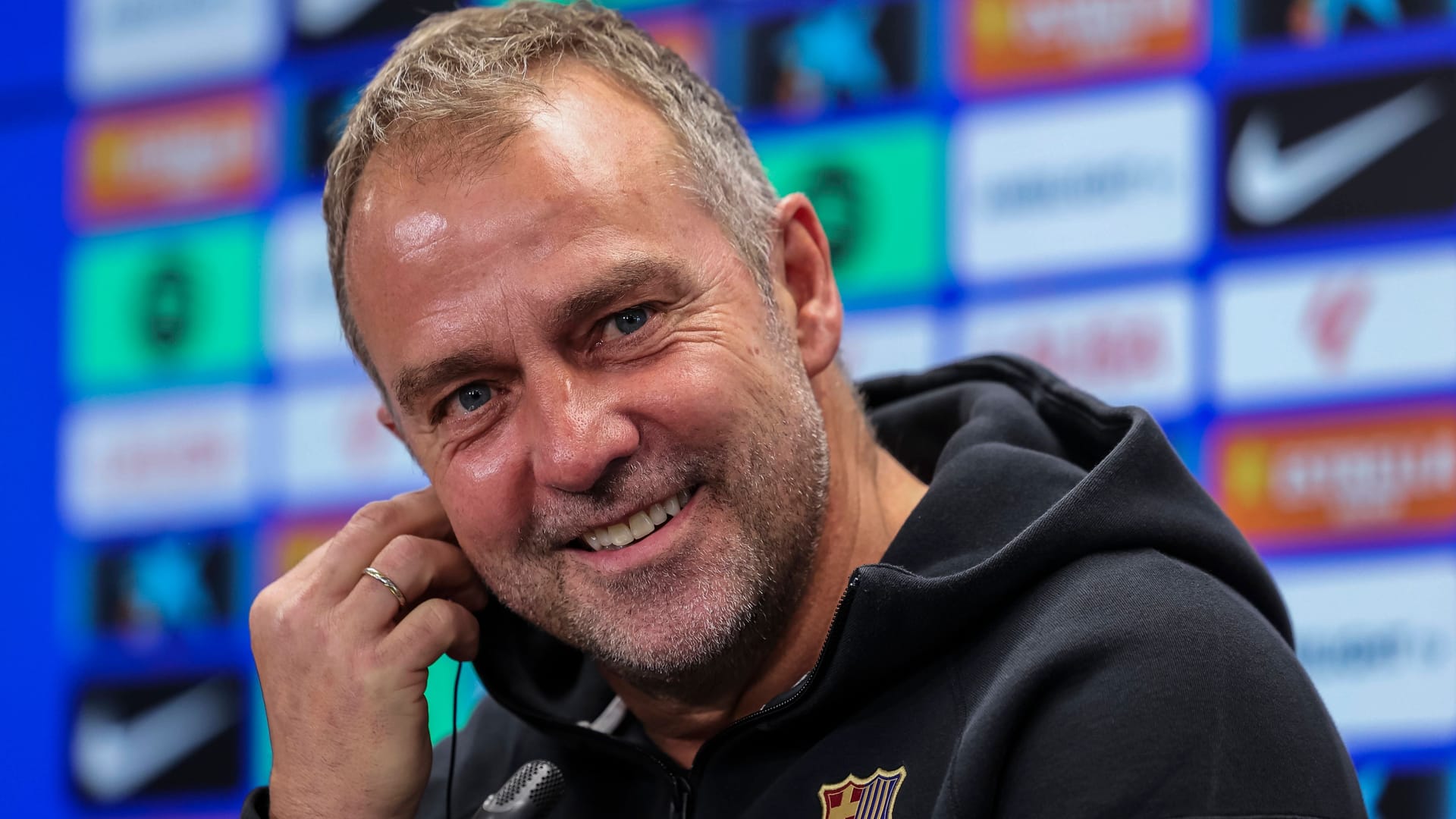 Hansi Flick: Der ehemalige Bundestrainer ist seit Sommer 2024 beim FC Barcelona unter Vertrag.