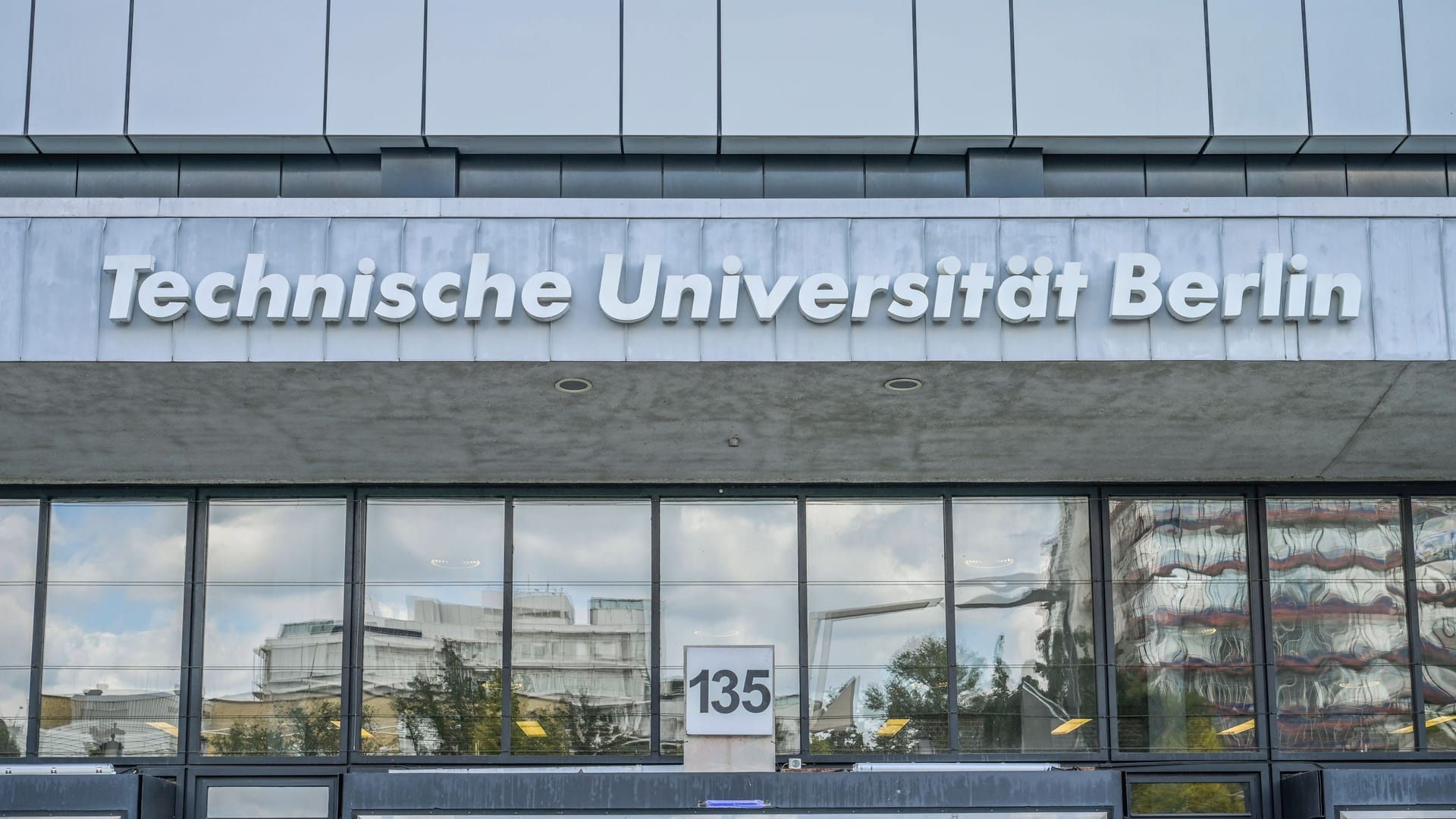 Hauptgebäude, Technische Universität, Straße des 17. Juni, Charlottenburg, Charlottenburg-Wilmersdorf, Berlin, Deutschland