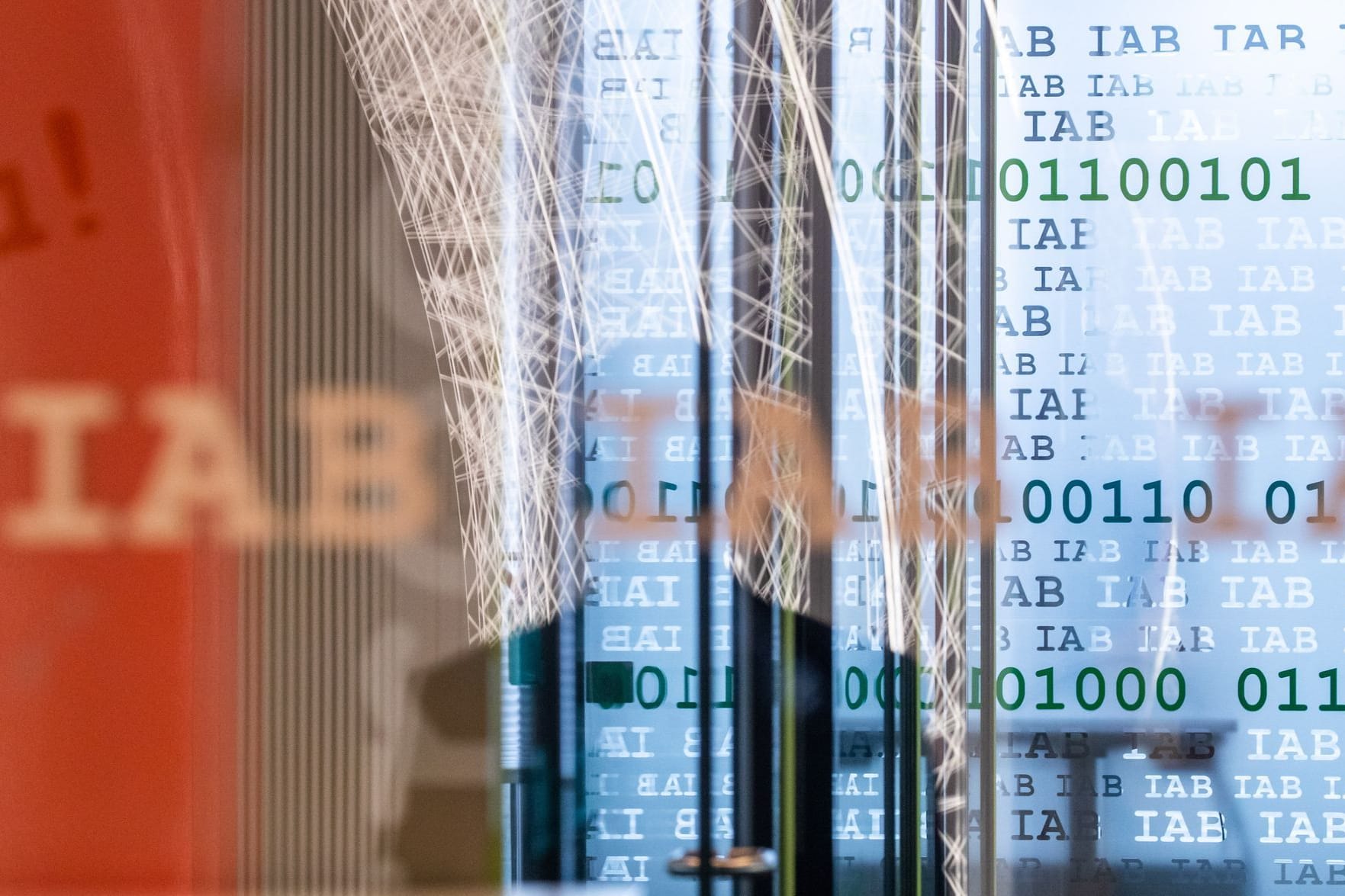 IAB - Institut für Arbeitsmarkt- und Berufsforschung IAB - Institut für Arbeitsmarkt- und Berufsforschung