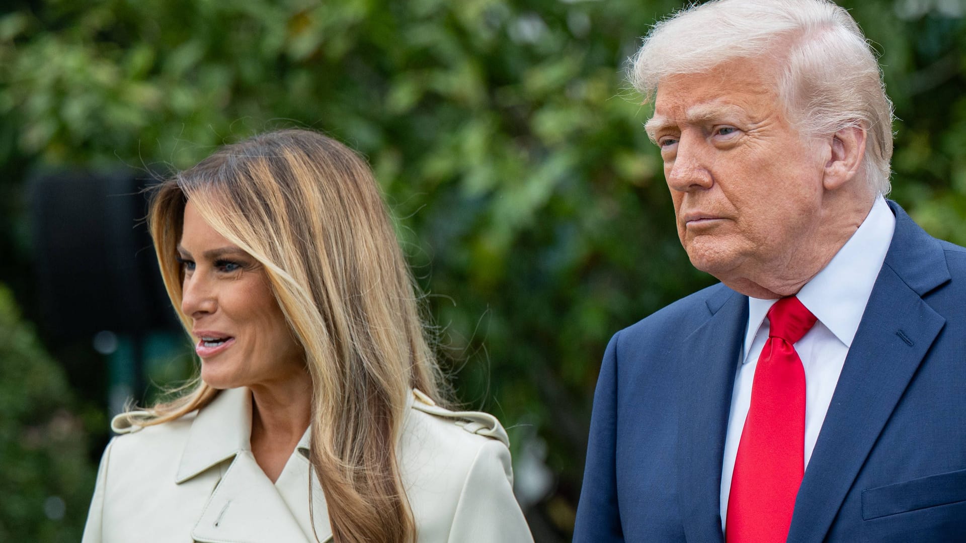 Donald Trump mit Melania: Ein Lizenzprodukt mit seinem Namen löste bei Kunden Unmut aus. Donald Trump mit Melania: Ein Lizenzprodukt mit seinem Namen löste bei Kunden Unmut aus.
