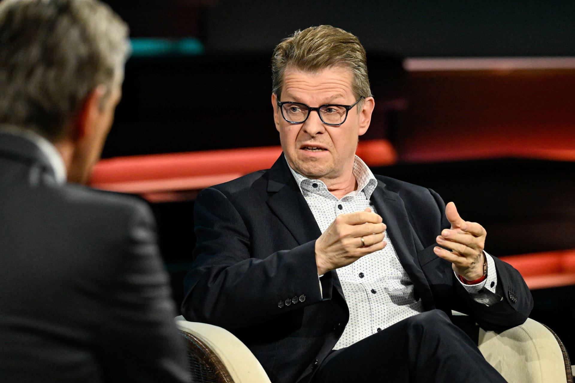 Ralf Stegner (Archivbild): Der SPD-Politiker verteidigte seine Reise nach Baku.
