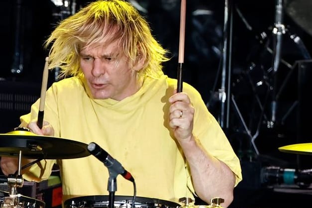 Zak Starkey: Der Schlagzeuger wurde aus der Band The Who geworfen.