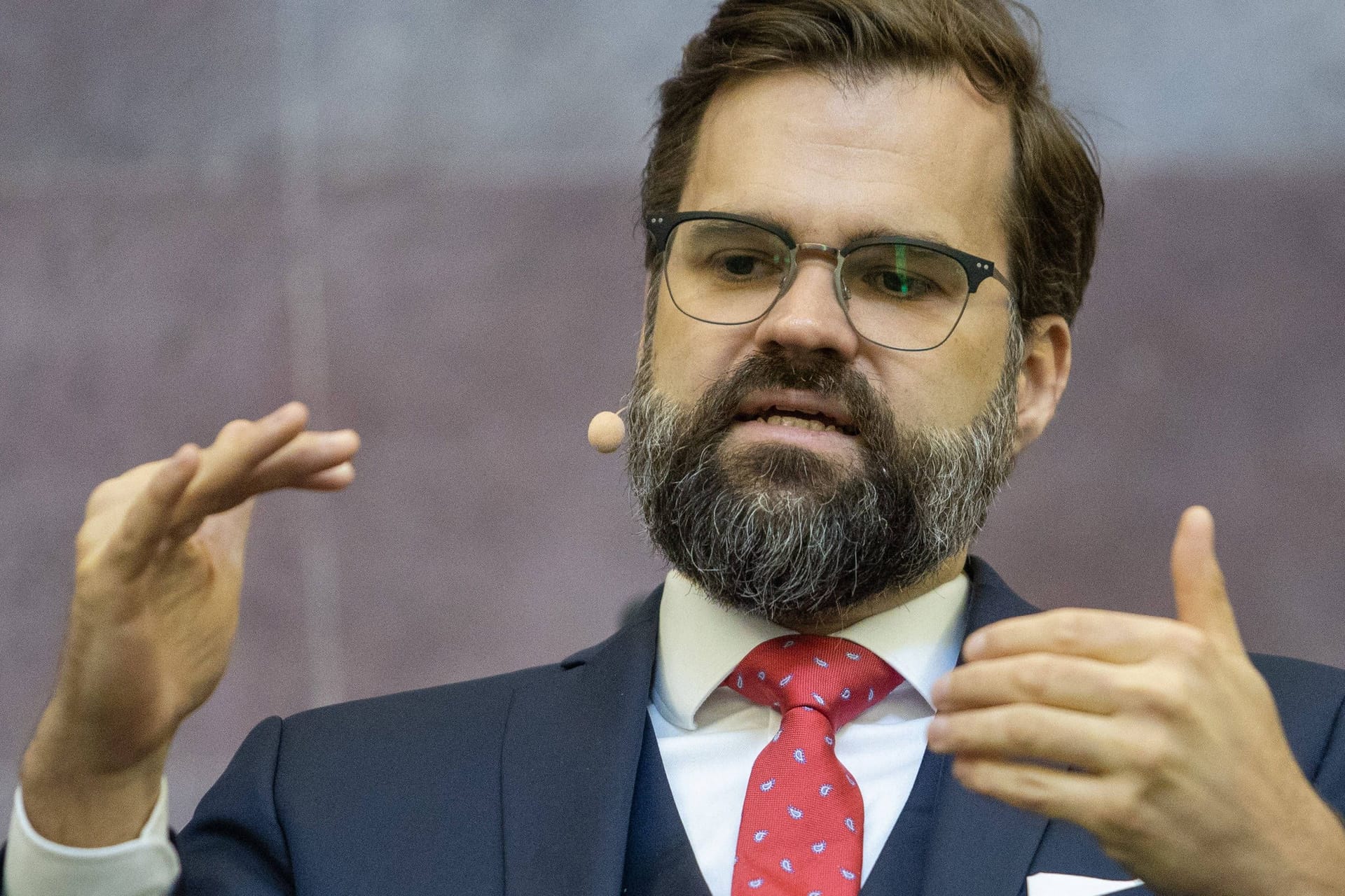 Der Politologe Frank Sauer warnt die Europäer vor der Wankelmütigkeit Donald Trumps (Archivbild).
