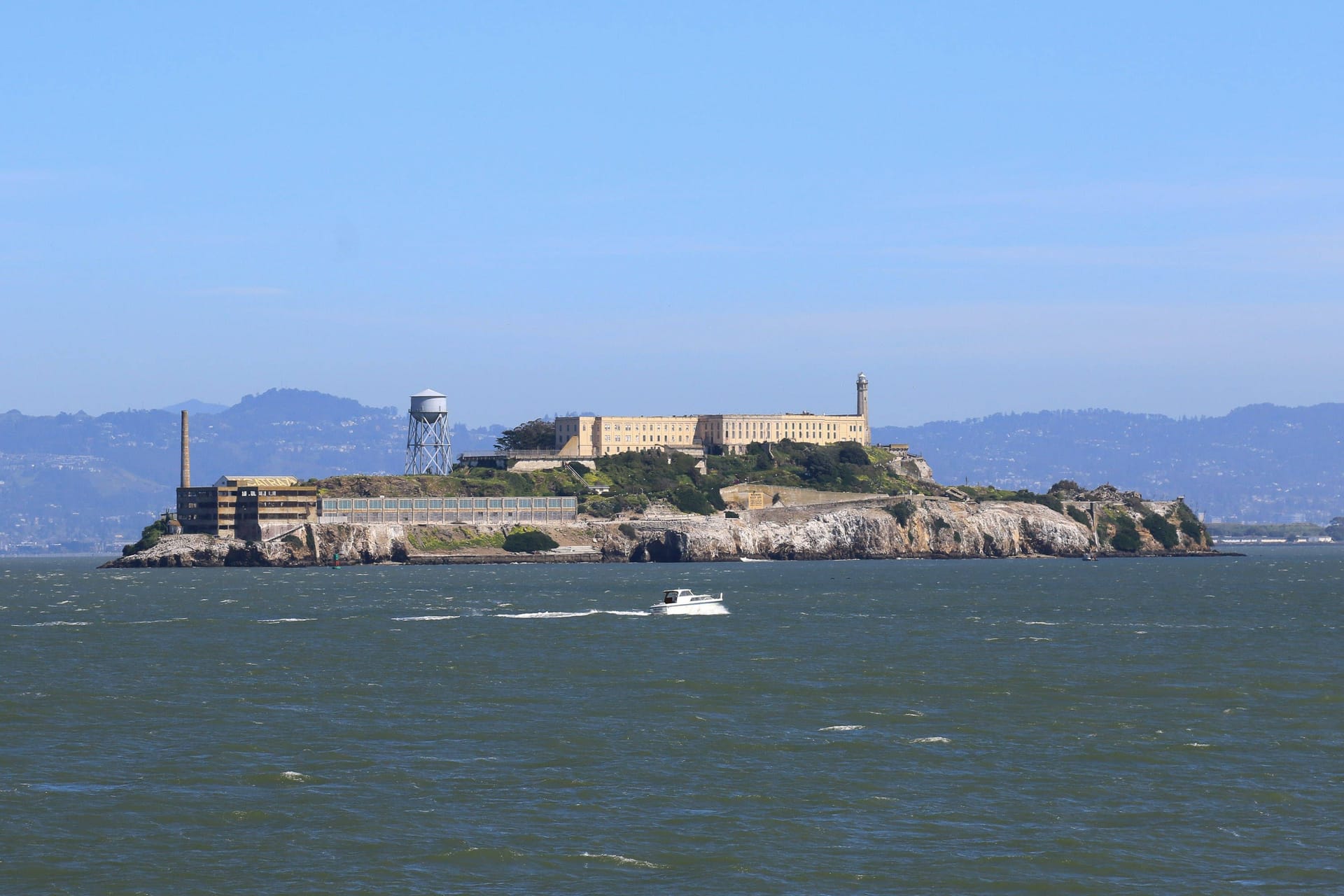 Die berüchtigte Gefängnisinsel Alcatraz ist seit Jahrzehnten ein beliebtes Ziel für Touristen.
