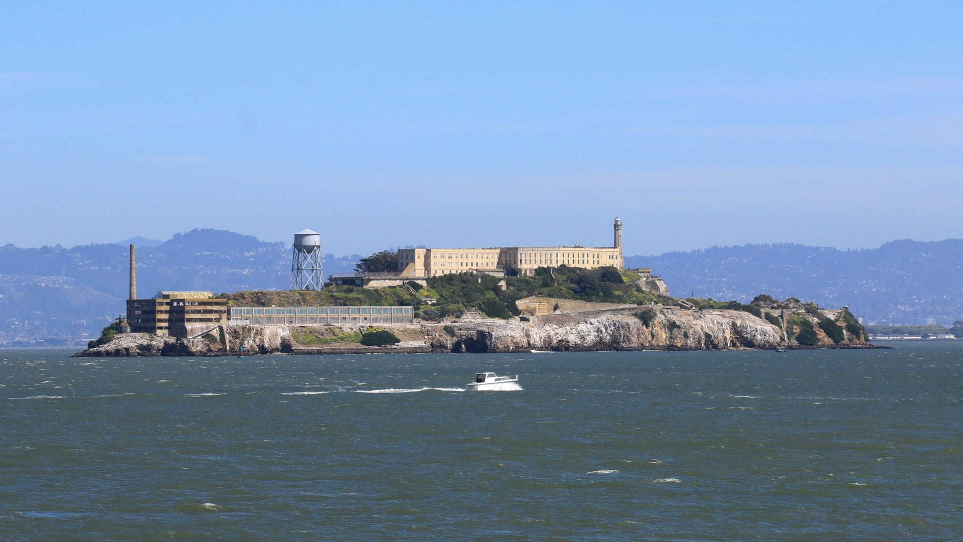 Die berüchtigte Gefängnisinsel Alcatraz ist seit Jahrzehnten ein beliebtes Ziel für Touristen.