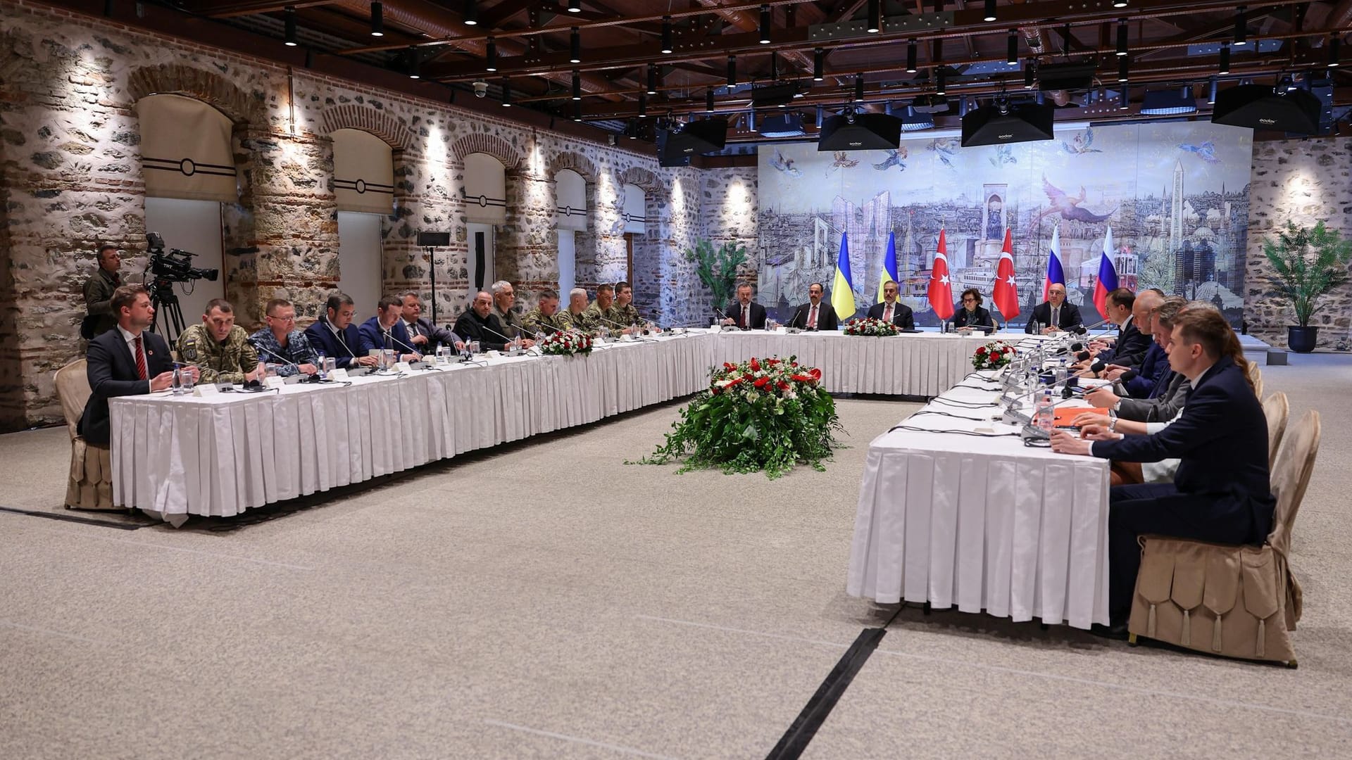Ukraine-Krieg - Verhandlungen in Istanbul Ukraine-Krieg - Verhandlungen in Istanbul