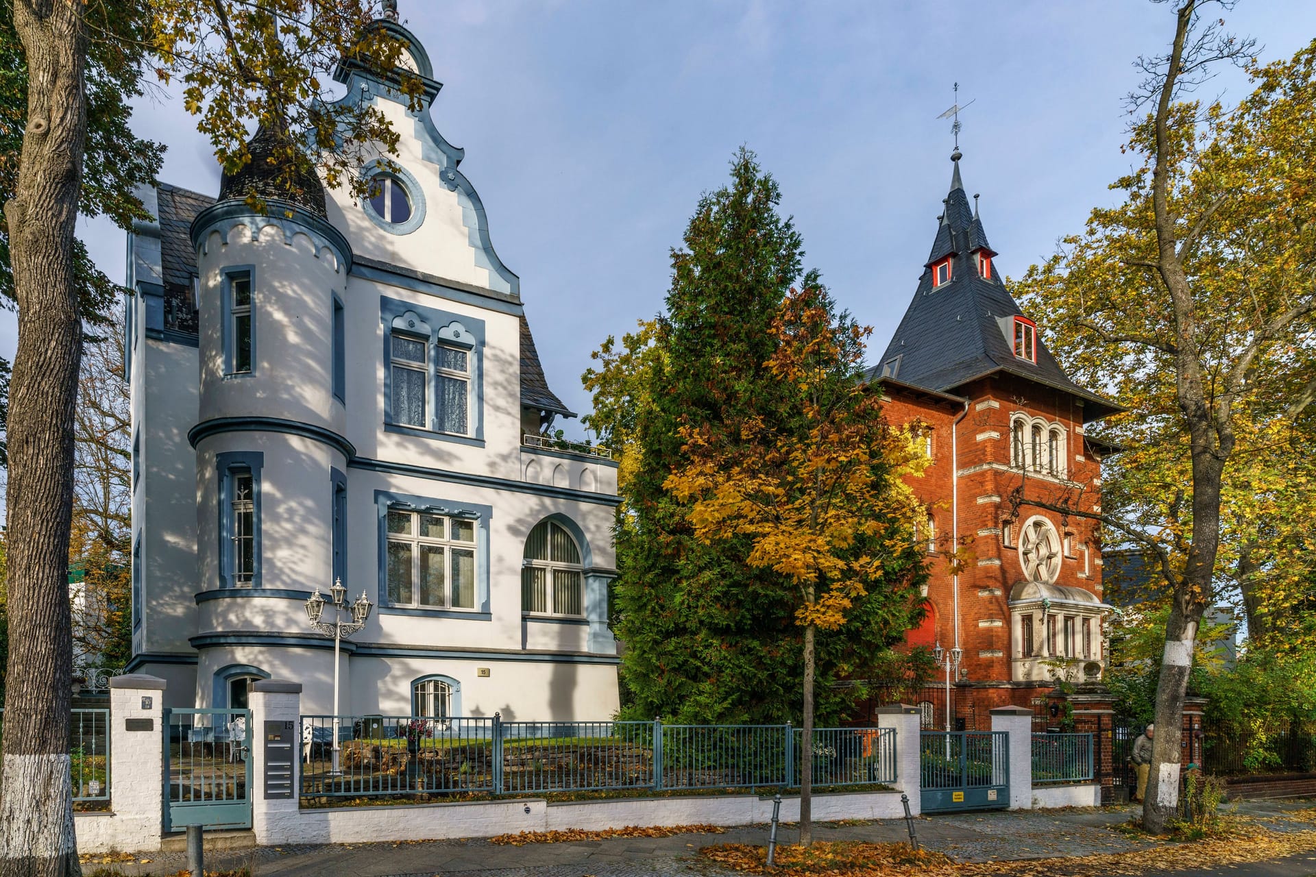 Villen im Grunewald (Symbolfoto): In dem Stadtteil liegt auch die wohl teuerste Straße der Hauptstadt, hier nicht im Bild.