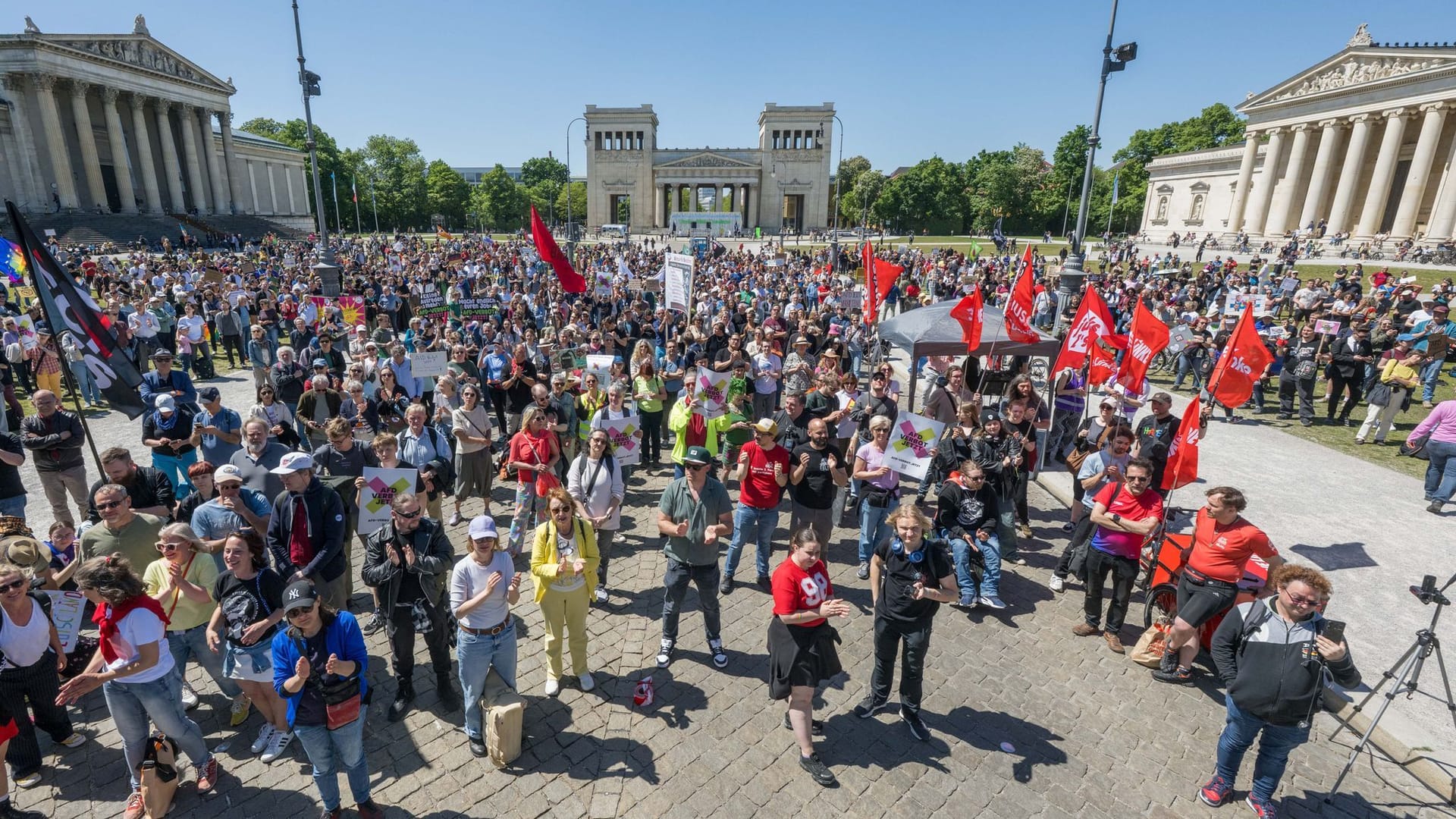 Aktionstag «Keine Ausreden mehr - AfD-Verbot jetzt!» - München