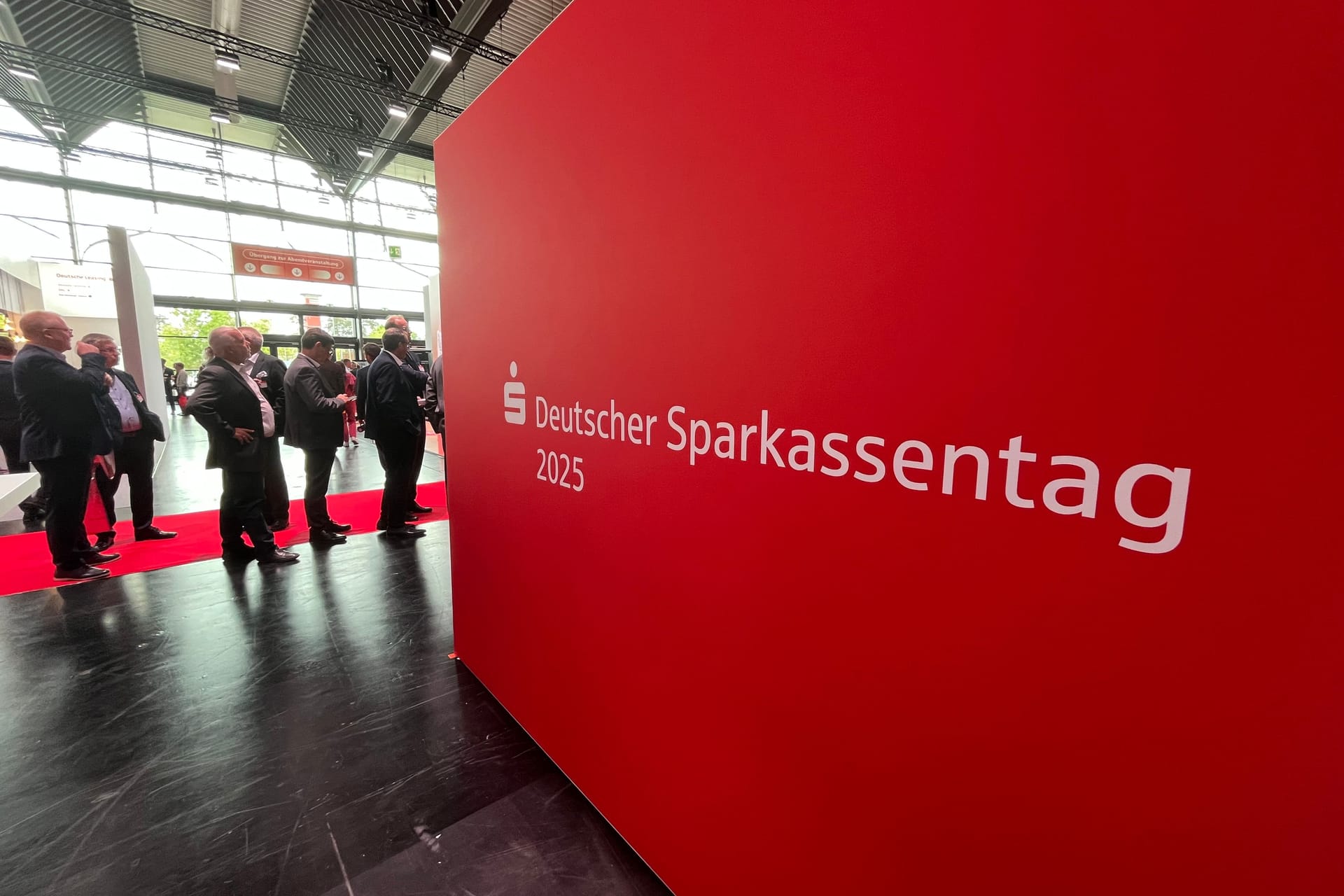 Rund 3.000 Vertreter aus der Finanzbranche kamen in Nürnberg zum Deutschen Sparkassentag zusammen.