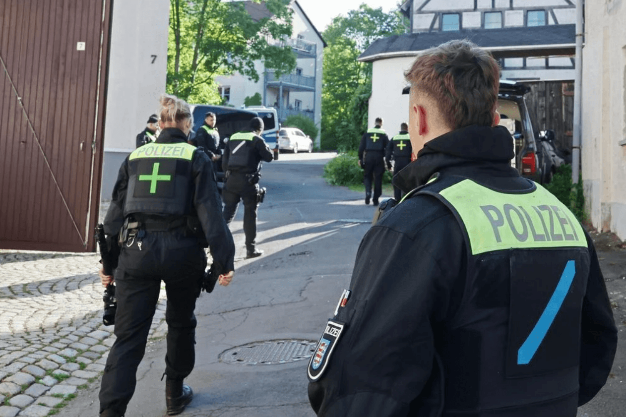Razzien: In sieben Bundesländern wie hier in Thüringen rückte die Polizei am Dienstag aus.