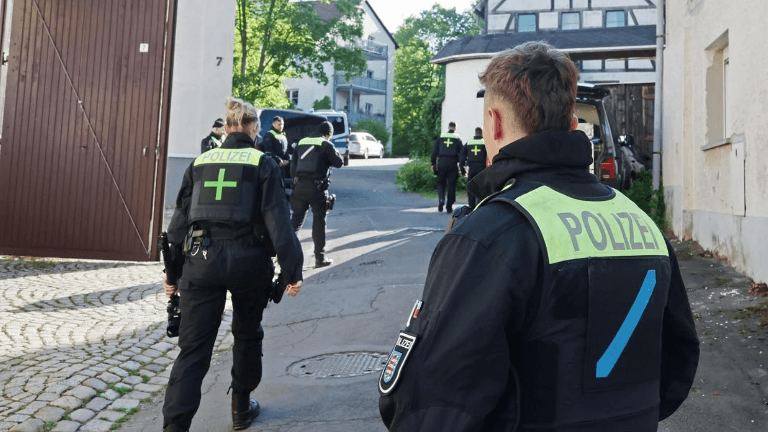 Razzien: In sieben Bundesländern wie hier in Thüringen rückte die Polizei am Dienstag aus.