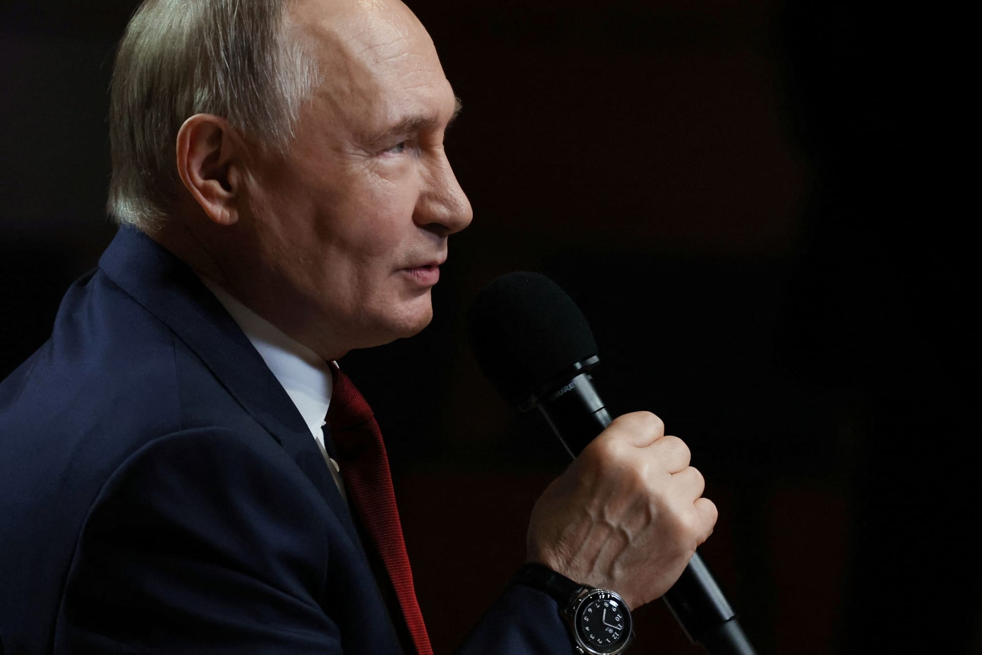 Putin in einer Musikschule in der Region Krasnodar: "Mit der Mentalität eines Terroristen".