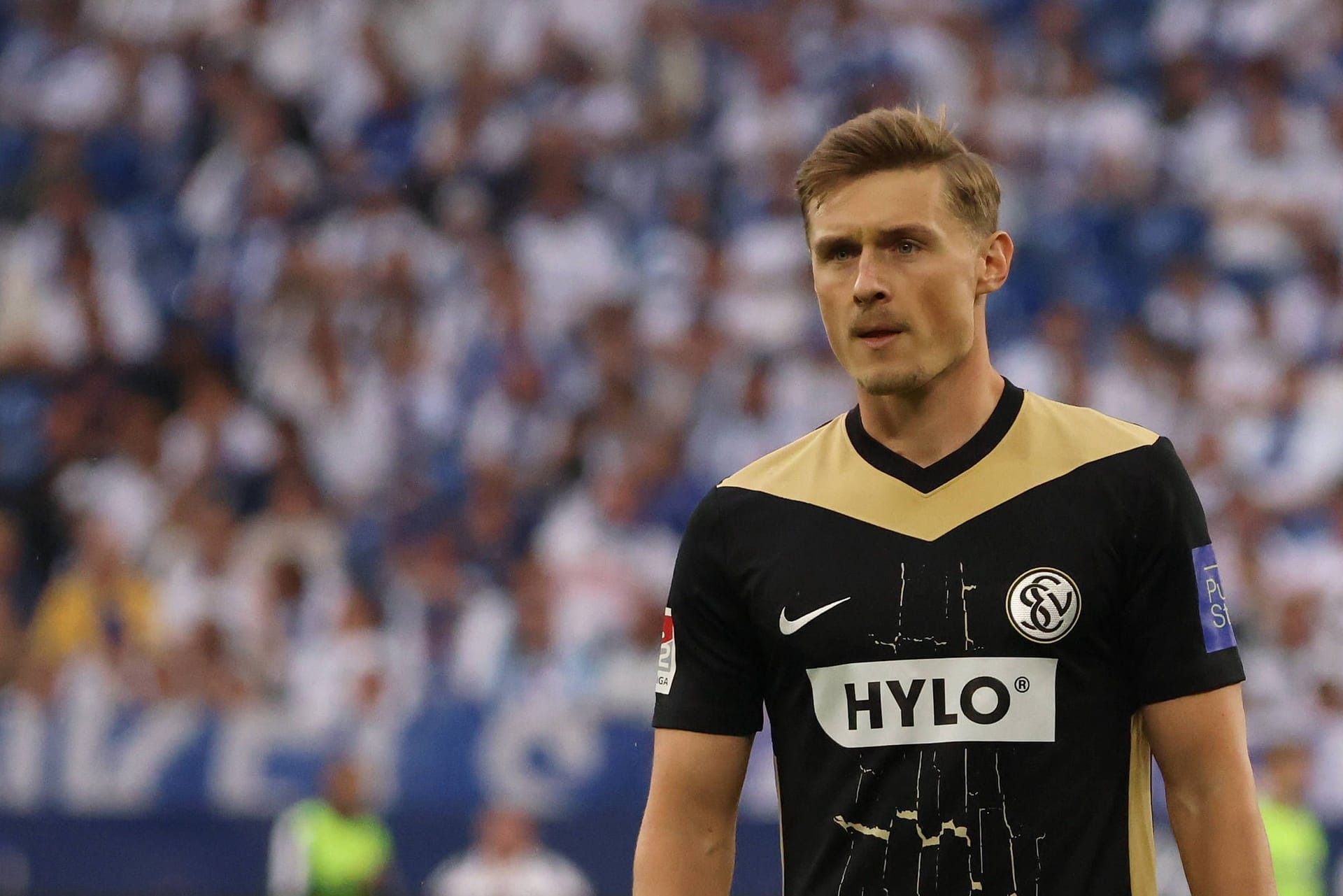 Carlo Sickinger: Er ist mit Elversberg von der Regionalliga in die 2. Liga aufgestiegen.