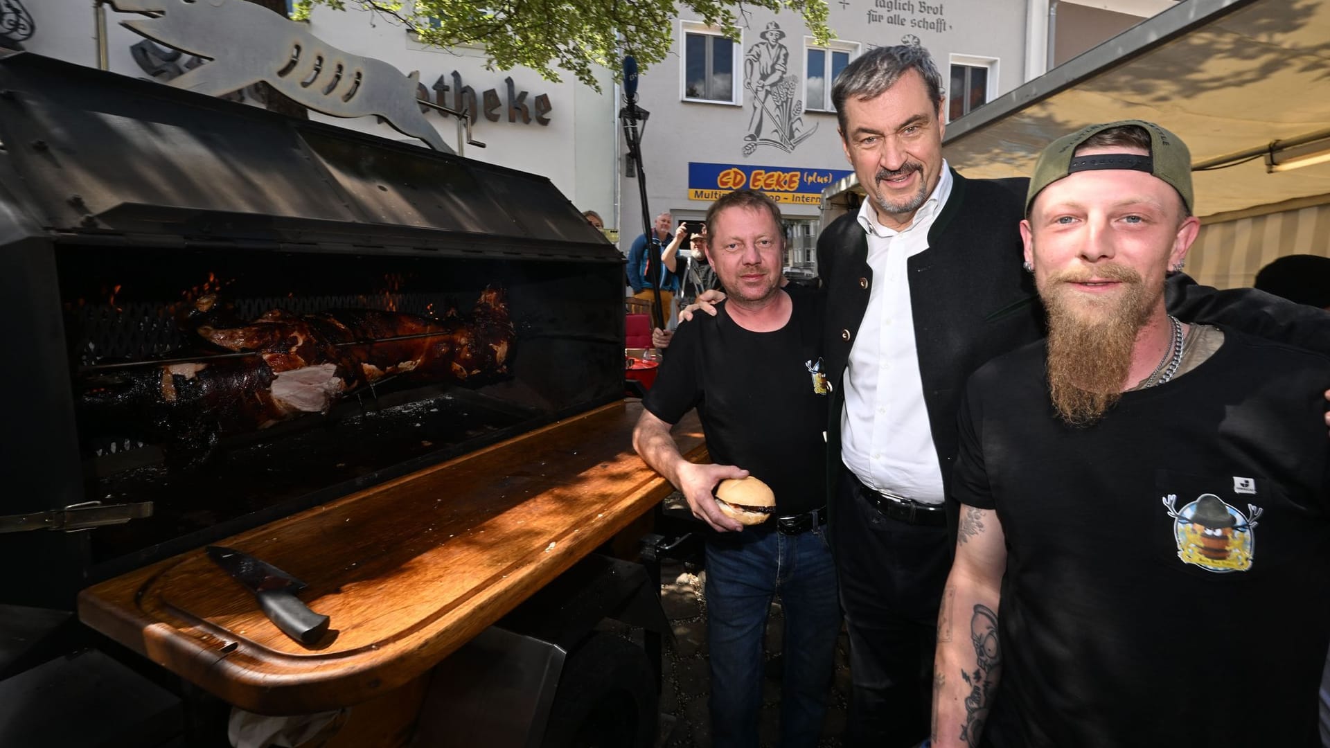 Schweine-Wettgrillen