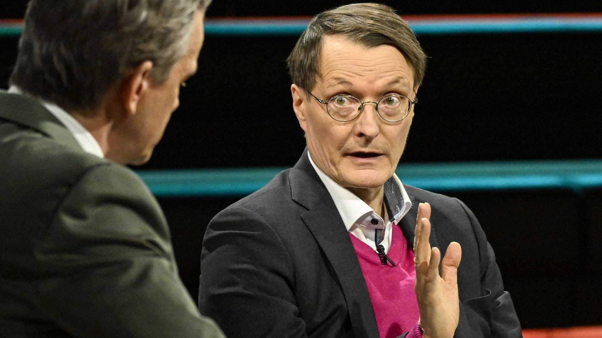 Karl Lauterbach (rechts) in der Sendung mit Markus Lanz (Archivfoto): Als Gesundheitspolitiker war er während Corona oft im TV, später wurde er Gesundheitsminister. Karl Lauterbach (rechts) in der Sendung mit Markus Lanz (Archivfoto): Als Gesundheitspolitiker war er während Corona oft im TV, später wurde er Gesundheitsminister.