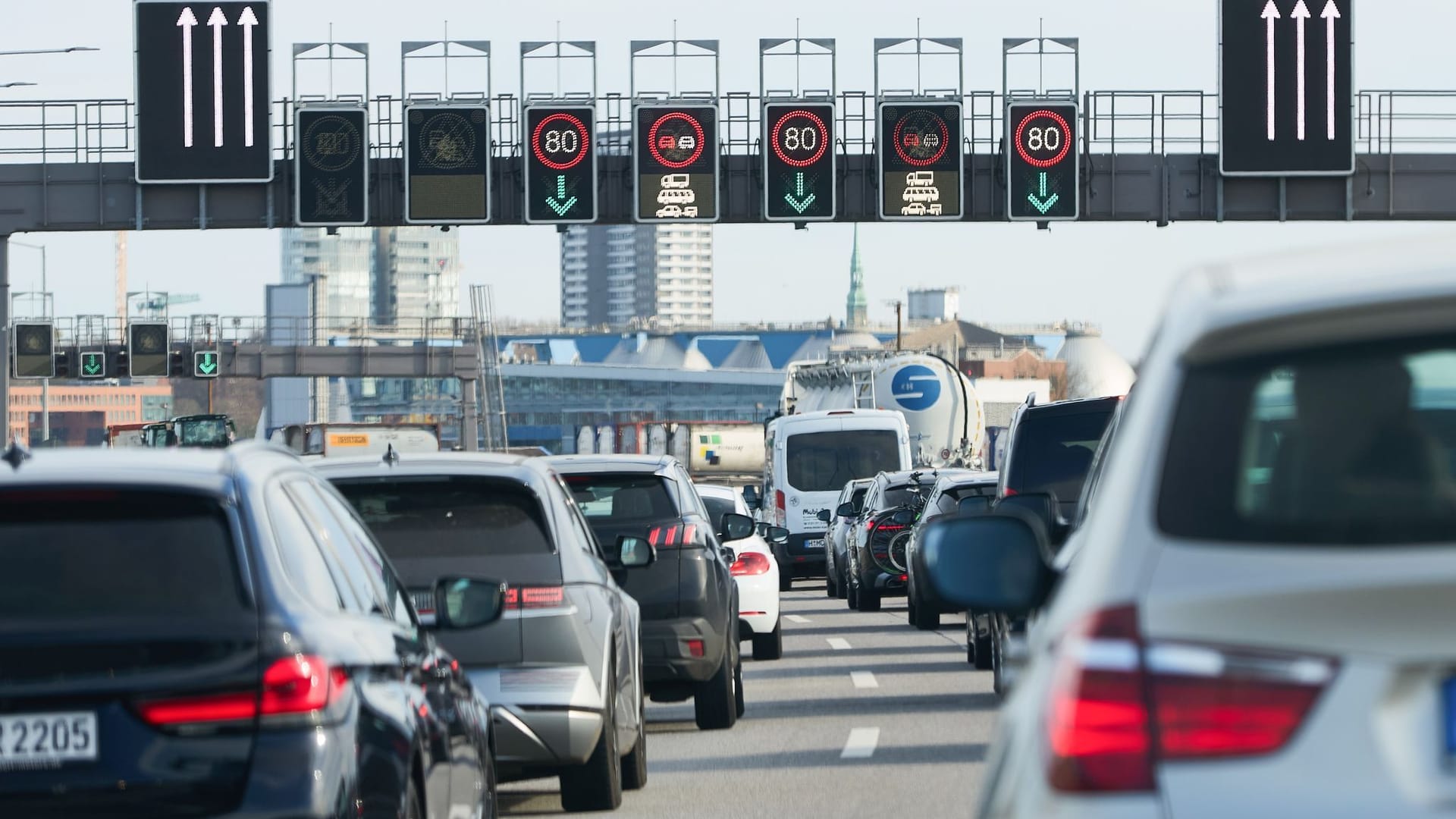 Stau am Elbtunnel Stau am Elbtunnel