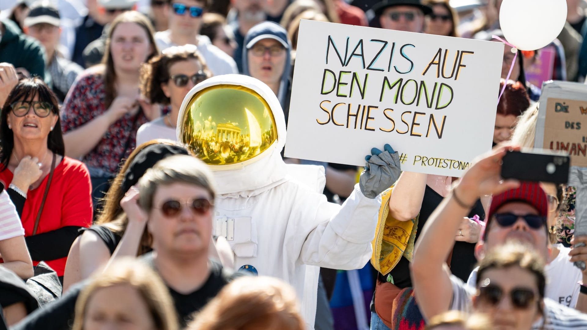 Aktionstag «Keine Ausreden mehr - AfD-Verbot jetzt!» - Berlin Aktionstag «Keine Ausreden mehr - AfD-Verbot jetzt!» - Berlin