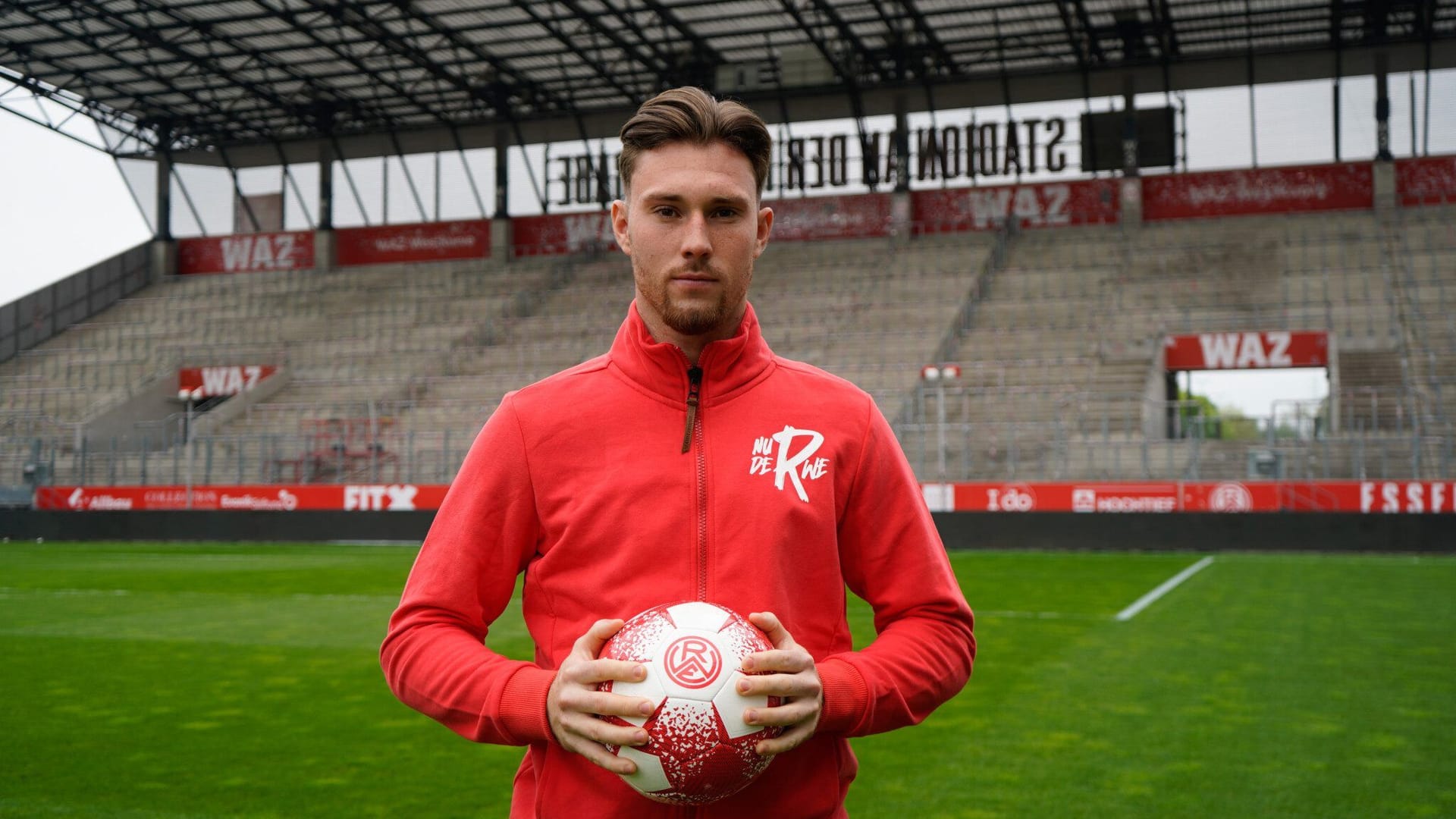 Malte Brüning: Der Torhüter kommt ablösefrei von Eintracht Trier zu Rot-Weiss Essen. Malte Brüning: Der Torhüter kommt ablösefrei von Eintracht Trier zu Rot-Weiss Essen.