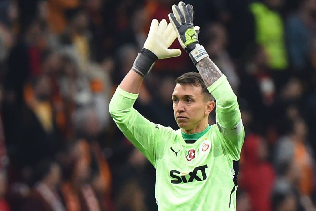 Galatasaray-Torwart Fernando Muslera: Der Uruguayer steht seit 2011 im Tor der "Löwen".