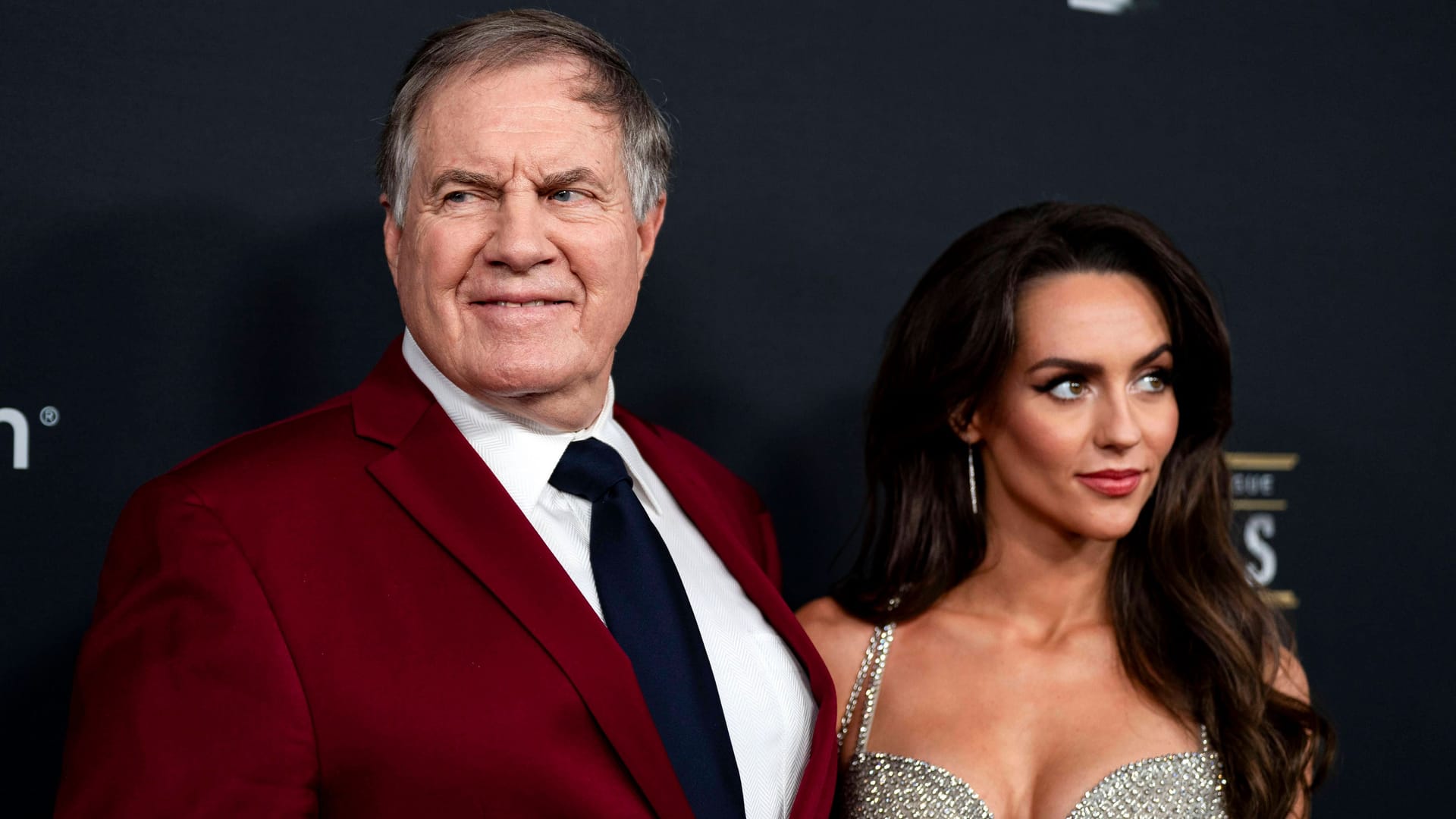 Der ehemalige NFL-Coach Bill Belichick und die ehemalige Cheerleaderin Jordon Hudson.