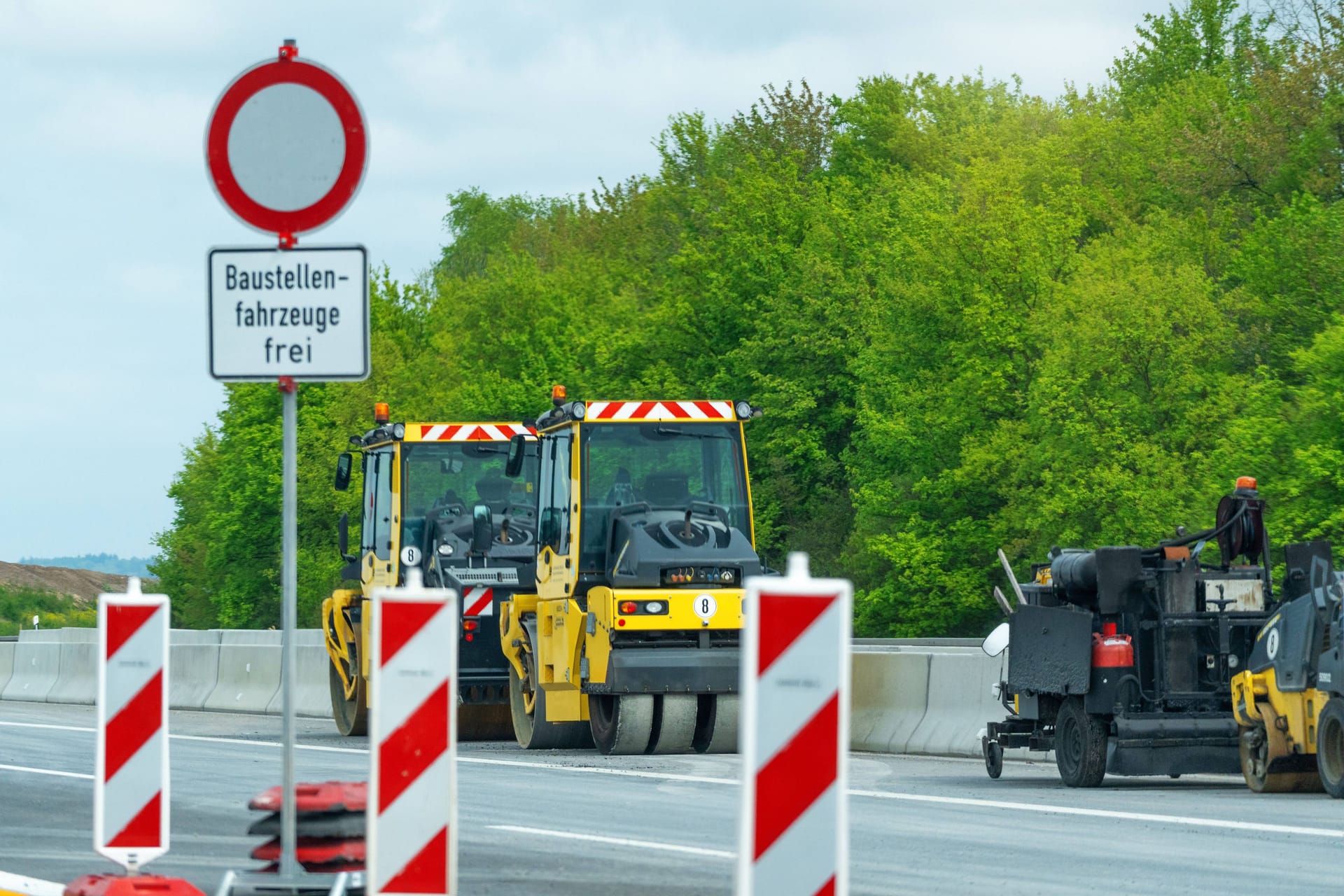 Sperrung: Auf der A37 wird auf einem Abschnitt von rund zehn Kilometern Länge gebaut.