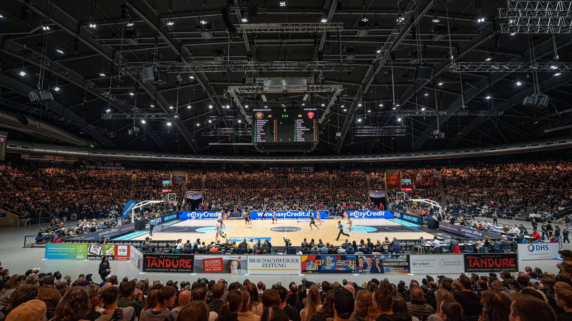 Volkswagenhalle Braunschweig ausverkauft (Archivbild): Am Montag beginnt der Vorverkauf für die Basketball-Playoffs.