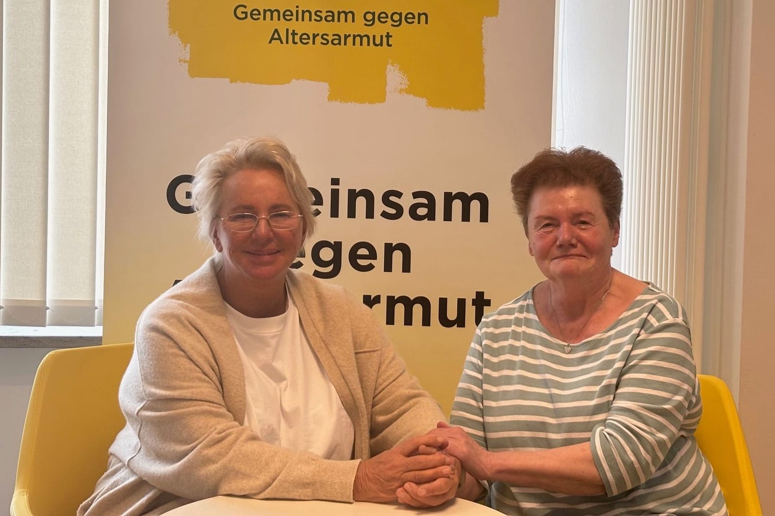 Vereinsgründerin Lydia Staltner (l.) und Annette Huber: Beide wünschen sich mehr Unterstützung vom Staat. Vereinsgründerin Lydia Staltner (l.) und Annette Huber: Beide wünschen sich mehr Unterstützung vom Staat.