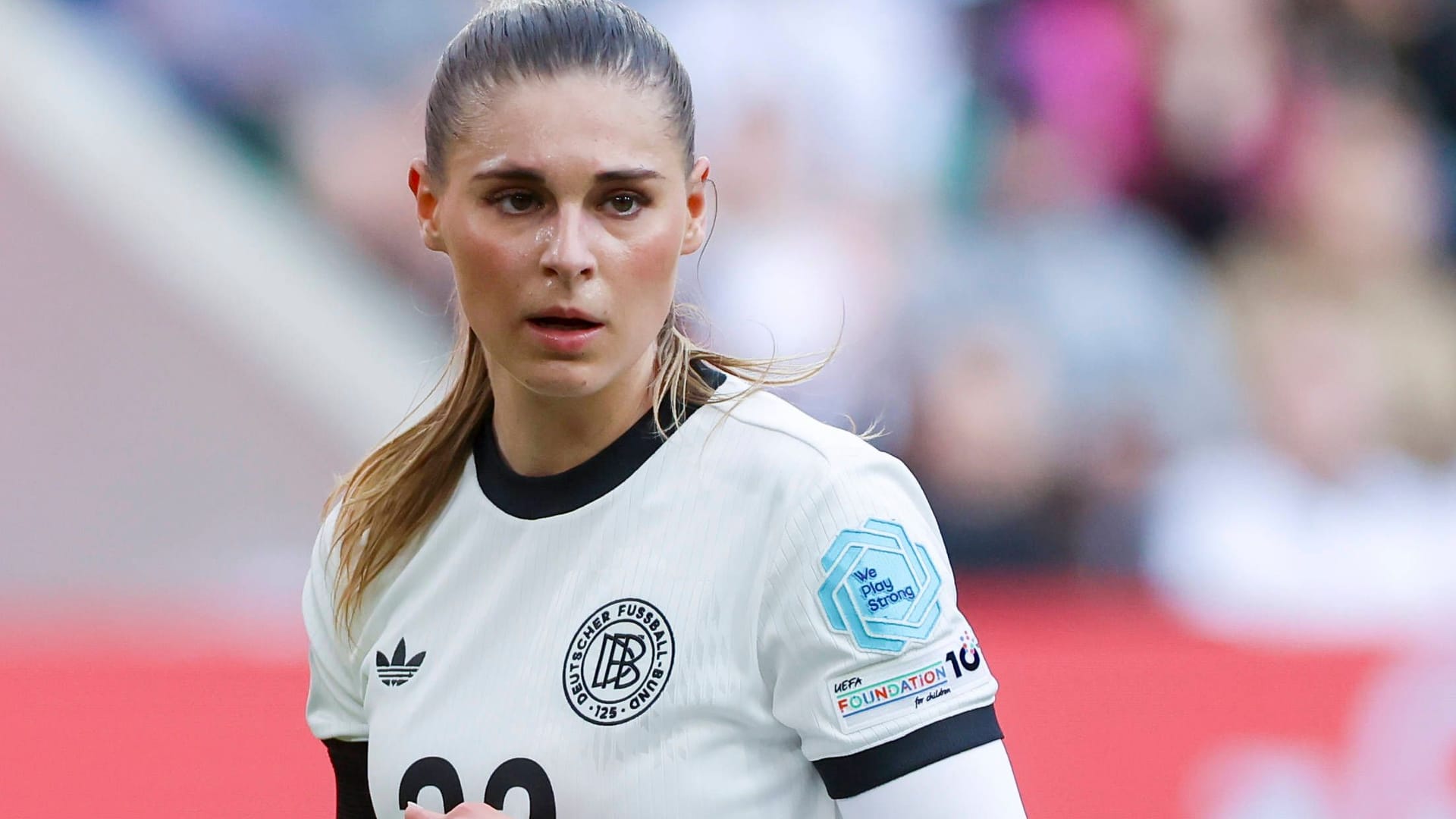 Jule Brand: Sie zählt im DFB-Team zu den Leistungsträgerinnen. Jule Brand: Sie zählt im DFB-Team zu den Leistungsträgerinnen.