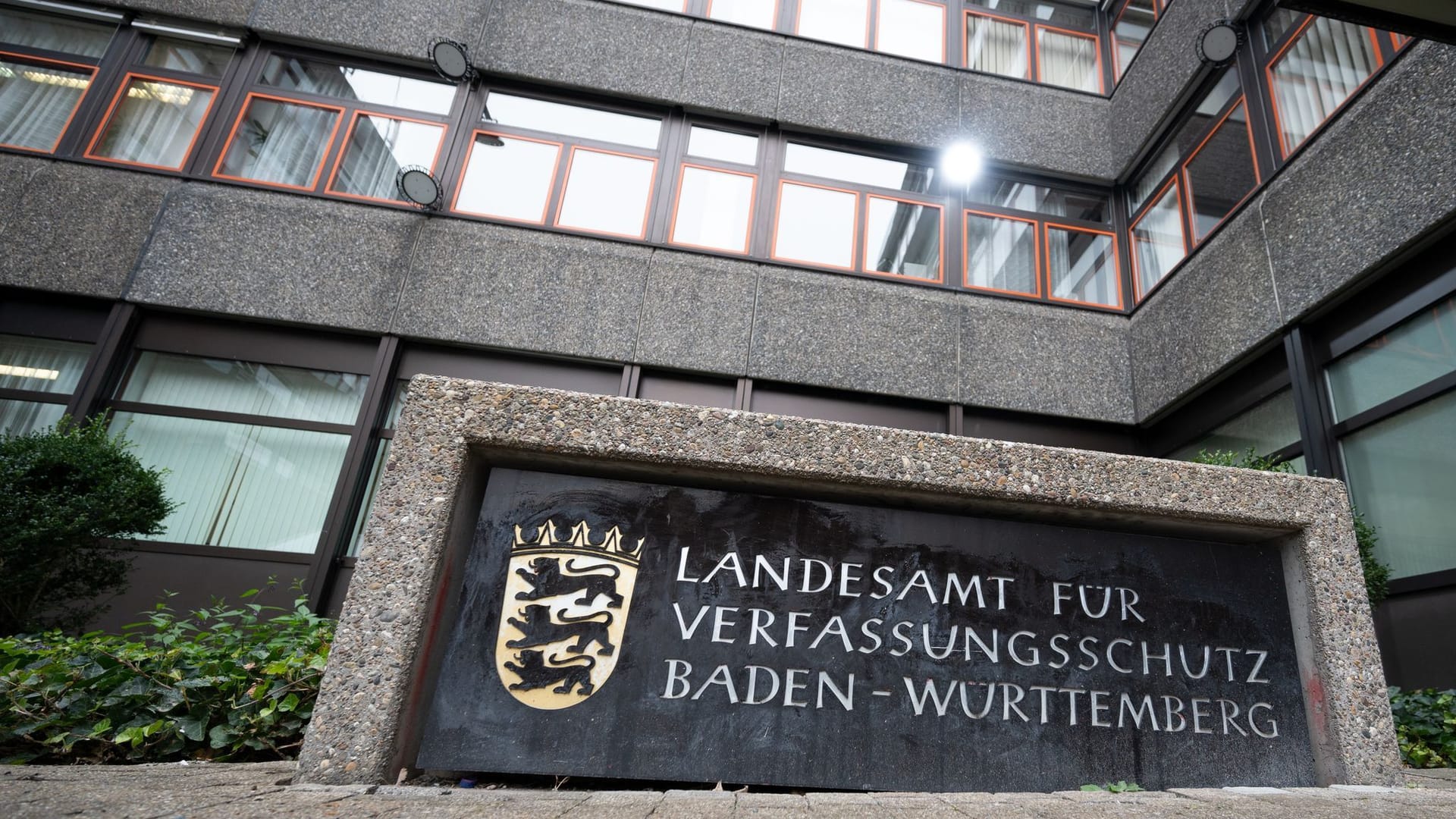 Landesamt für Verfassungsschutz Baden-Württemberg Landesamt für Verfassungsschutz Baden-Württemberg