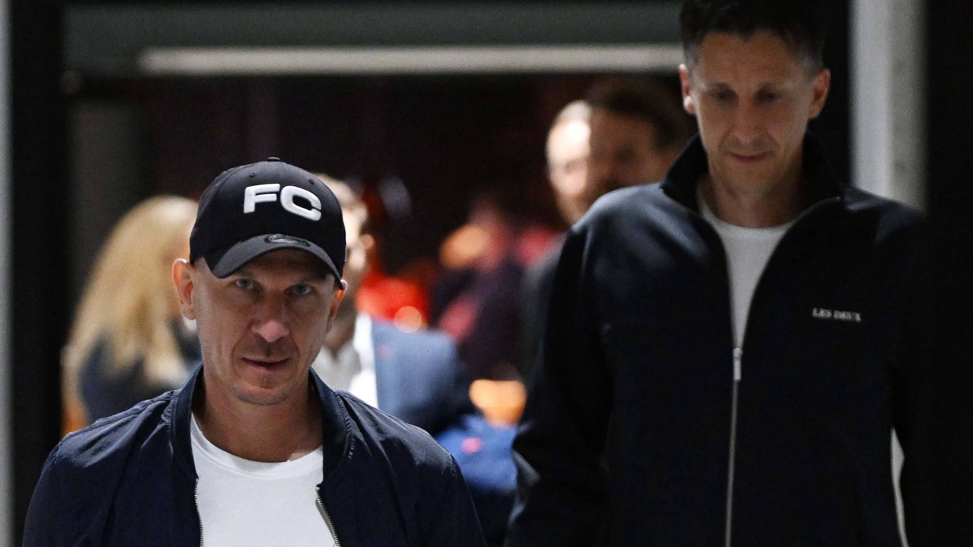 Gerhard Struber (l.) und Christian Keller: Das Kölner Duo muss gehen.