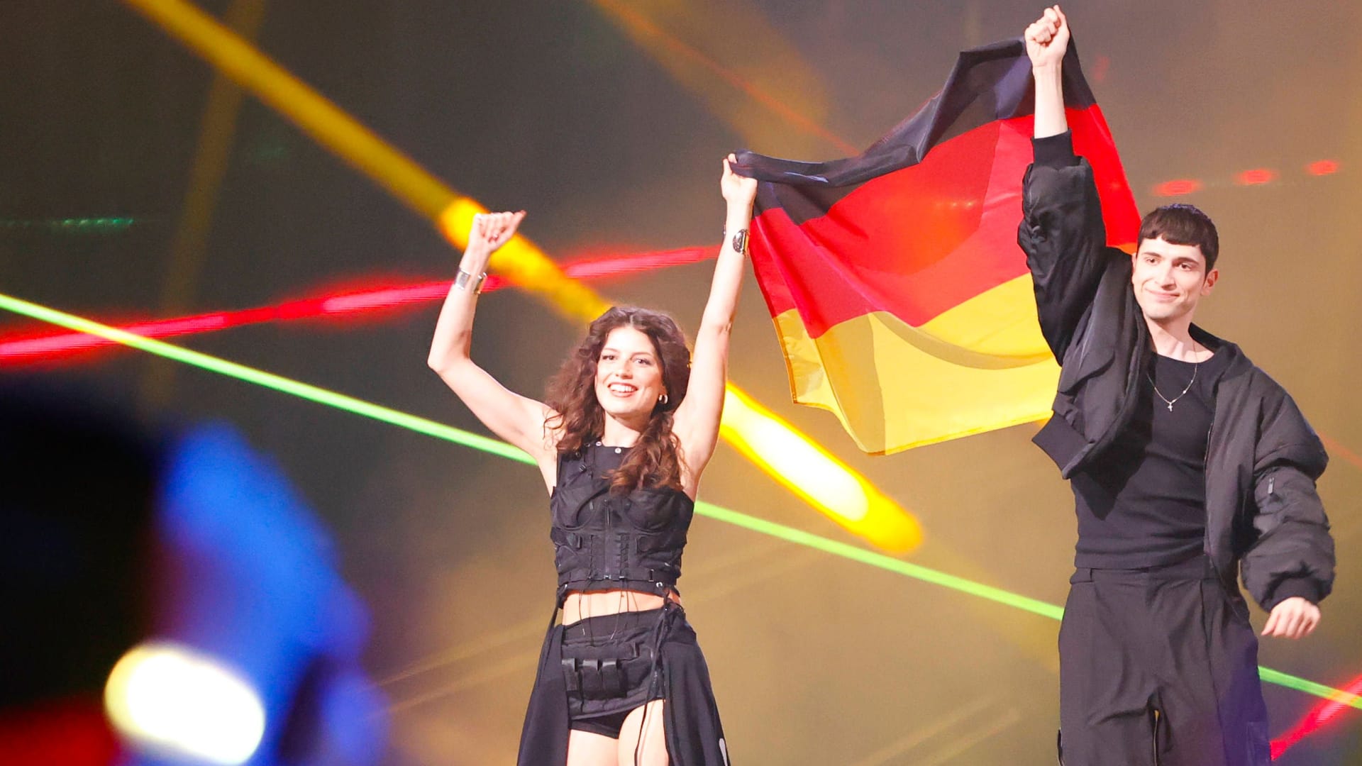 Basel: Abor & Tynna erreichten für Deutschland den 15. Platz beim ESC 2025.