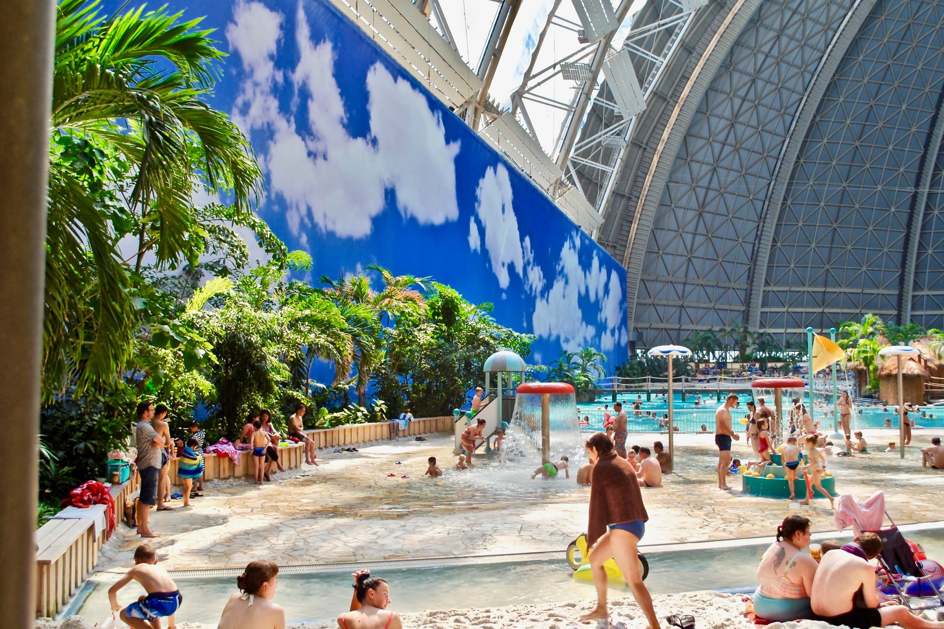 Tropical Islands (Archivbild): Wie es zu dem Vorfall kam, ist bislang noch nicht bekannt.