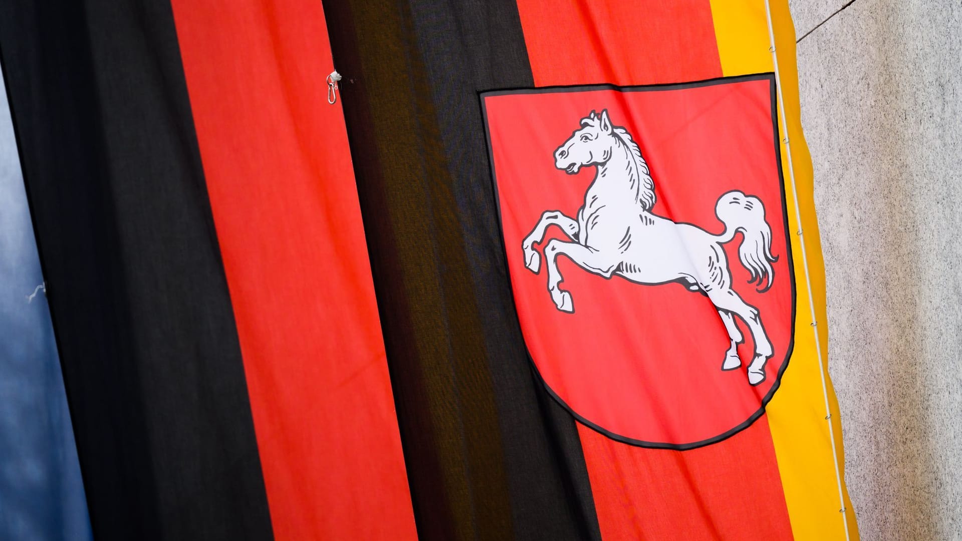 Landesflagge Niedersachsen Landesflagge Niedersachsen
