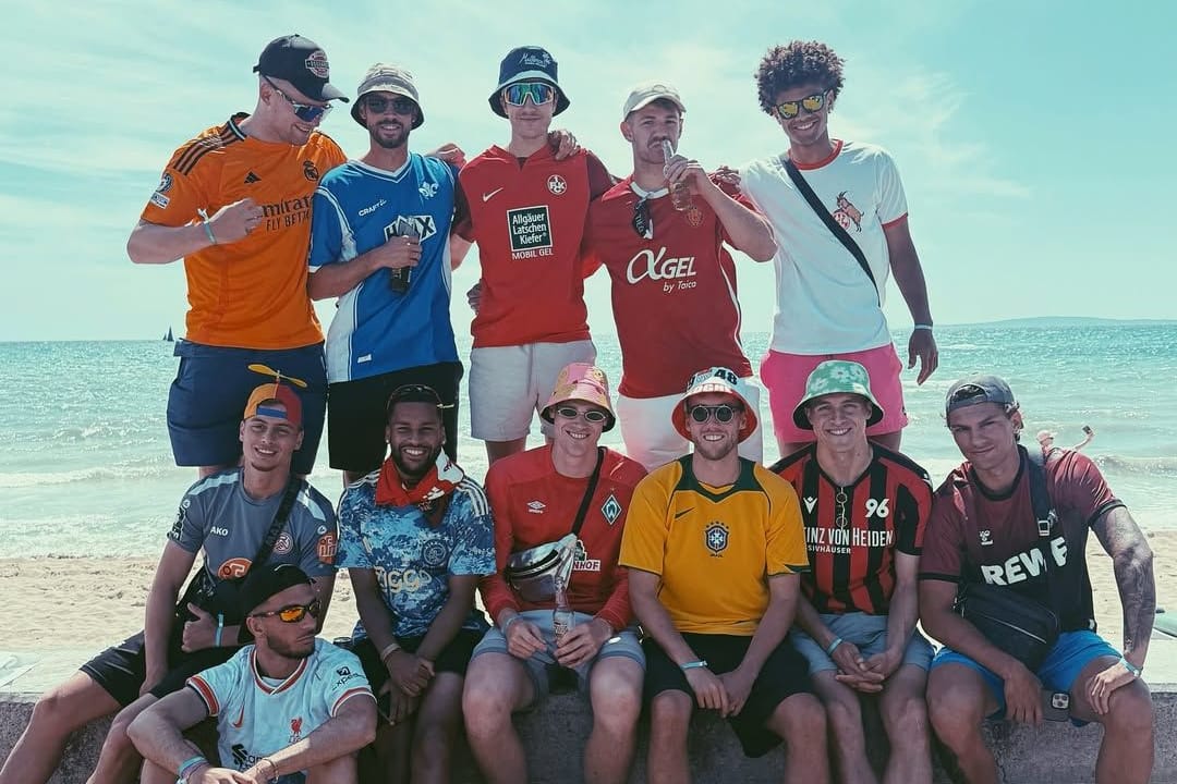 Die Spieler des 1. FC Köln feierten den Aufstieg in den vergangenen Tagen auf Mallorca.