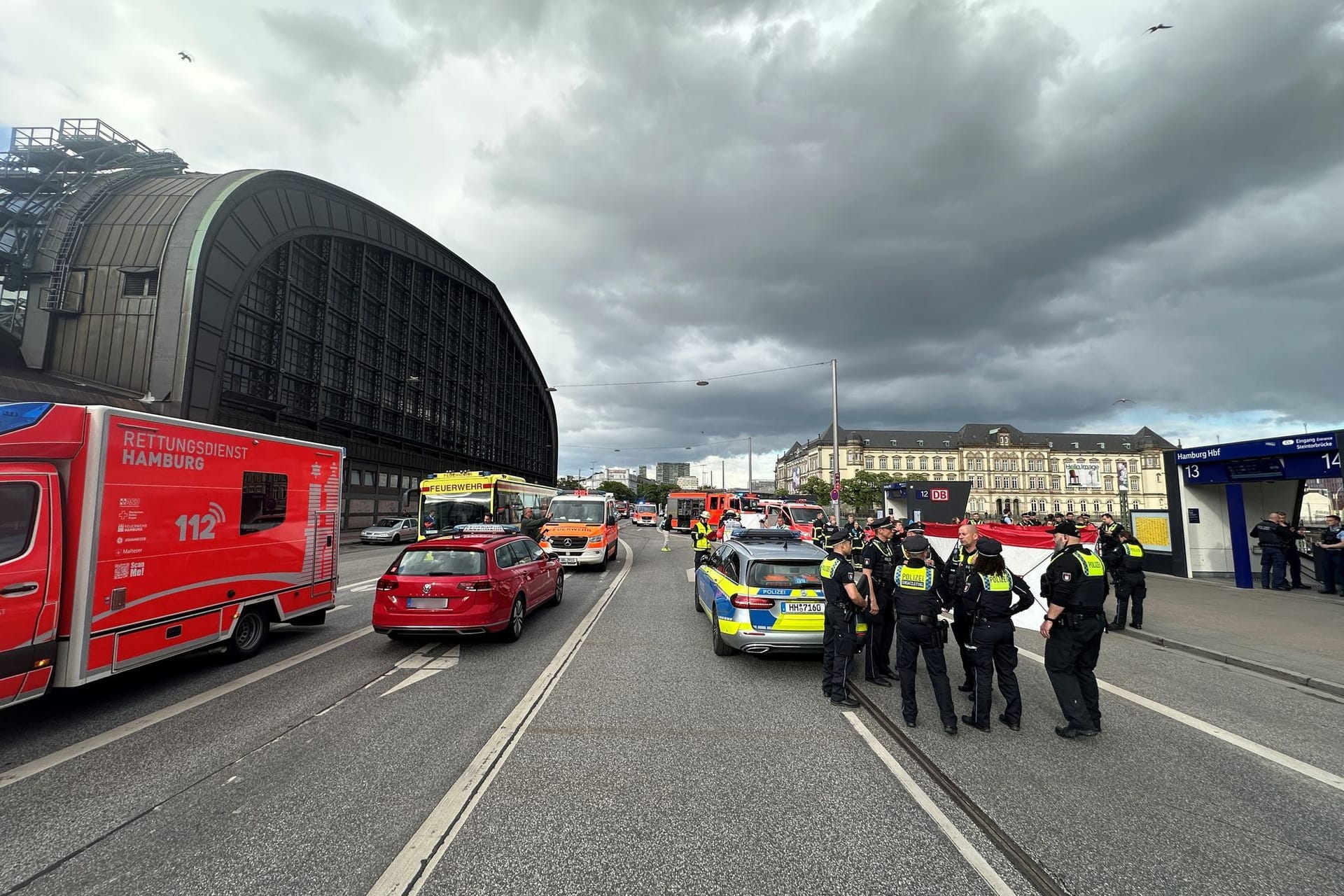 Mehrere Verletzte bei Messerangriff in Hamburg