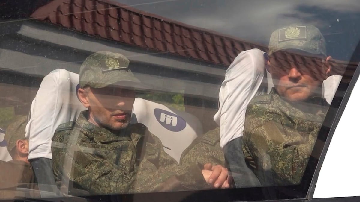 Rusya ve Ukrayna yüzlerce mahkum daha takas