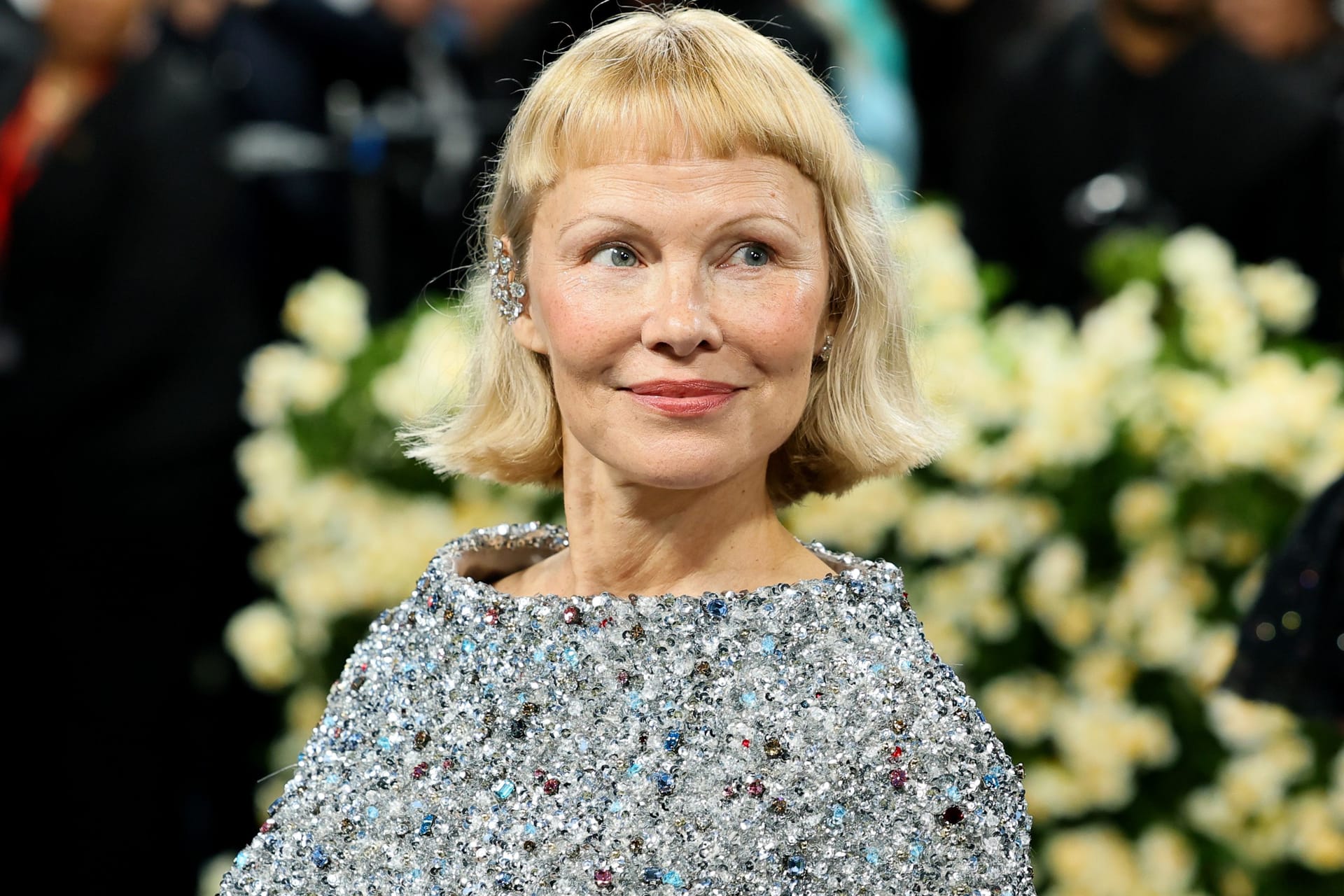 Pamela Anderson mit neuer Frisur.