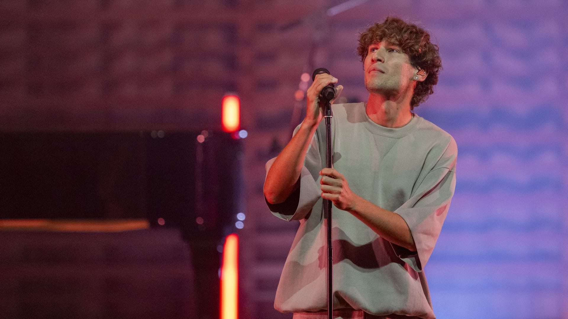 Der Sänger Jeremias Heimbach bei einem Konzert auf dem Luzern Live Festival.
