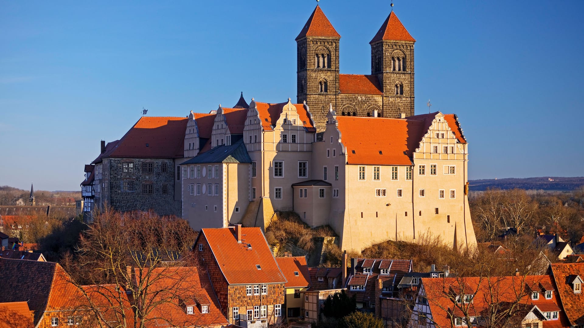 Das Quedlinburger Schloss und die Stiftskirche: Sie gehören zum Weltkulturerbe.