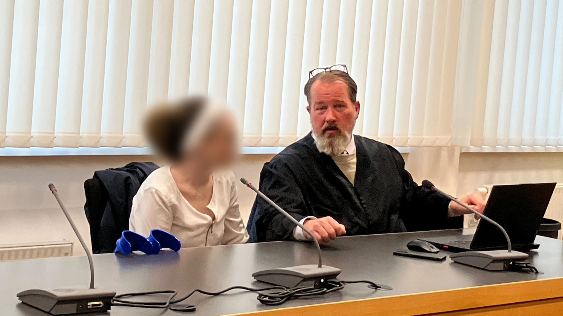 Prozess: Mutter soll kleiner Tochter Keime injiziert haben Prozess: Mutter soll kleiner Tochter Keime injiziert haben