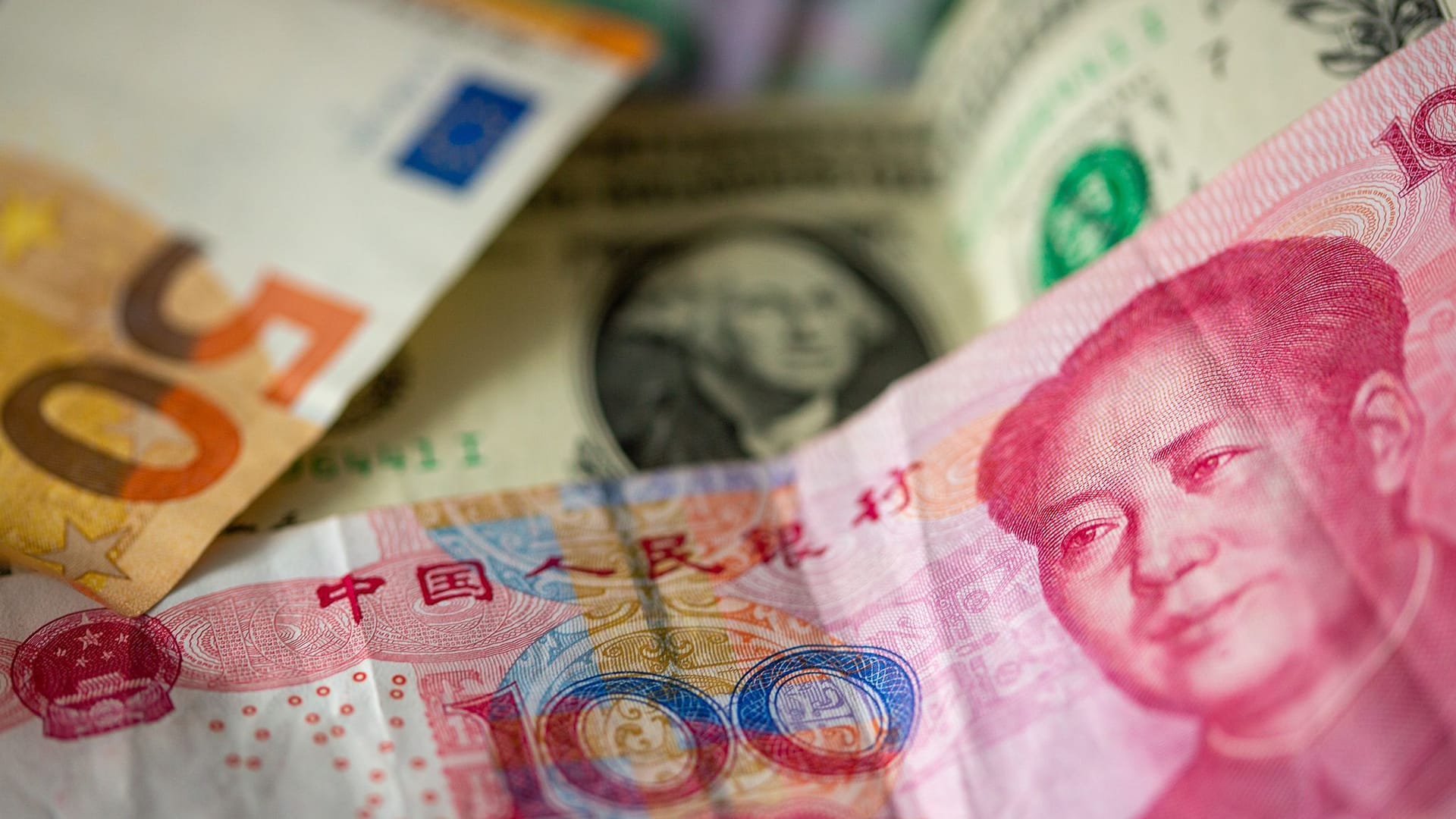 Chinesische Yuan, US-Dollar und Euro Chinesische Yuan, US-Dollar und Euro