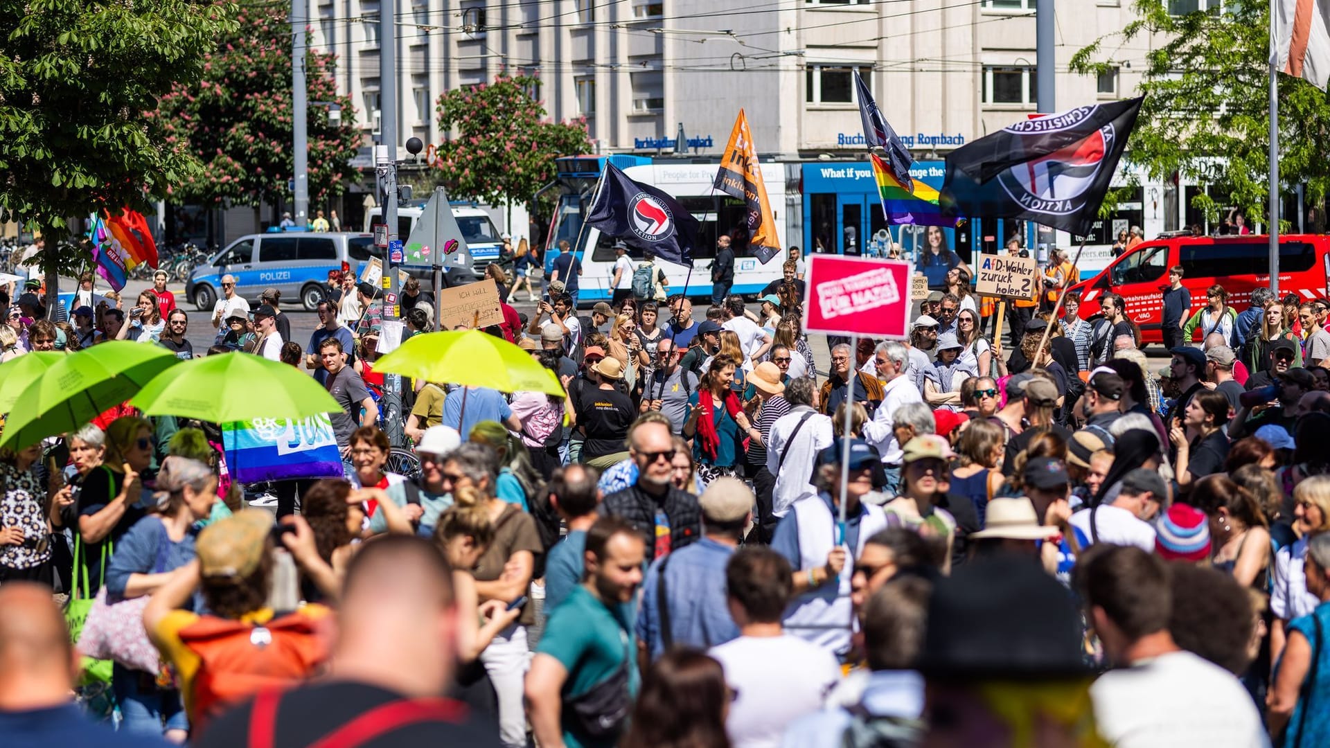 Aktionstag «Keine Ausreden mehr - AfD-Verbot jetzt!» - Freiburg Aktionstag «Keine Ausreden mehr - AfD-Verbot jetzt!» - Freiburg