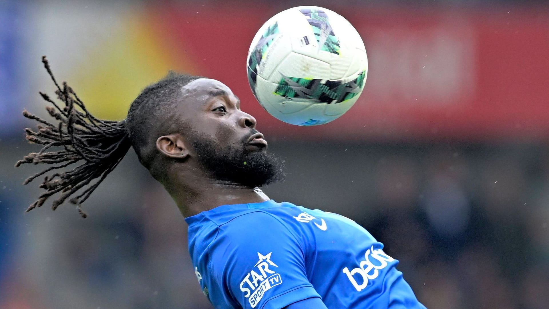 Tolu Arokodare: Der Stürmer kann sich einen Wechsel zum FC Bayern gut vorstellen.