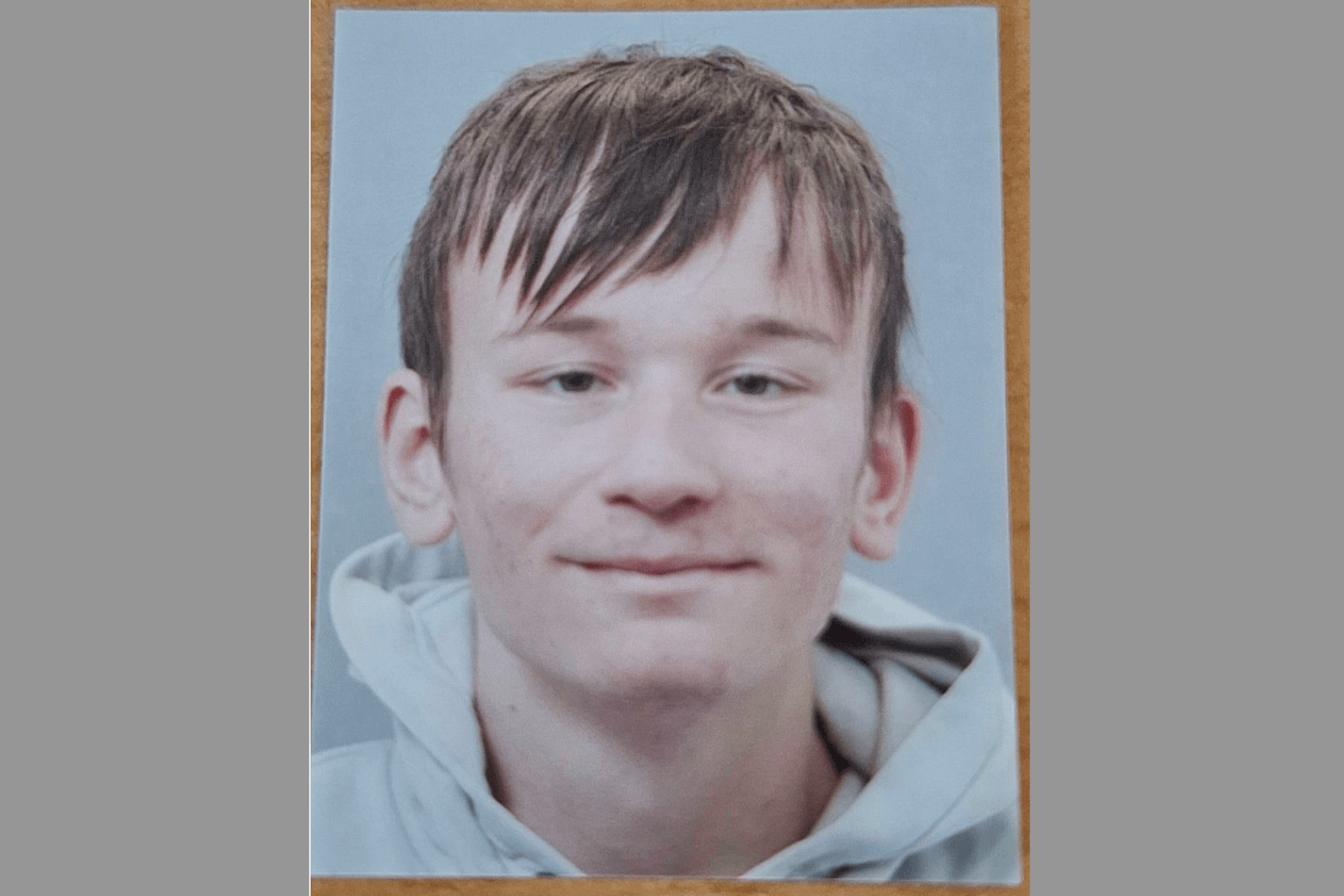 Ein Fahndungsfoto des 19-jährigen Alexander Tietz: Wer hat den jungen Mann gesehen?