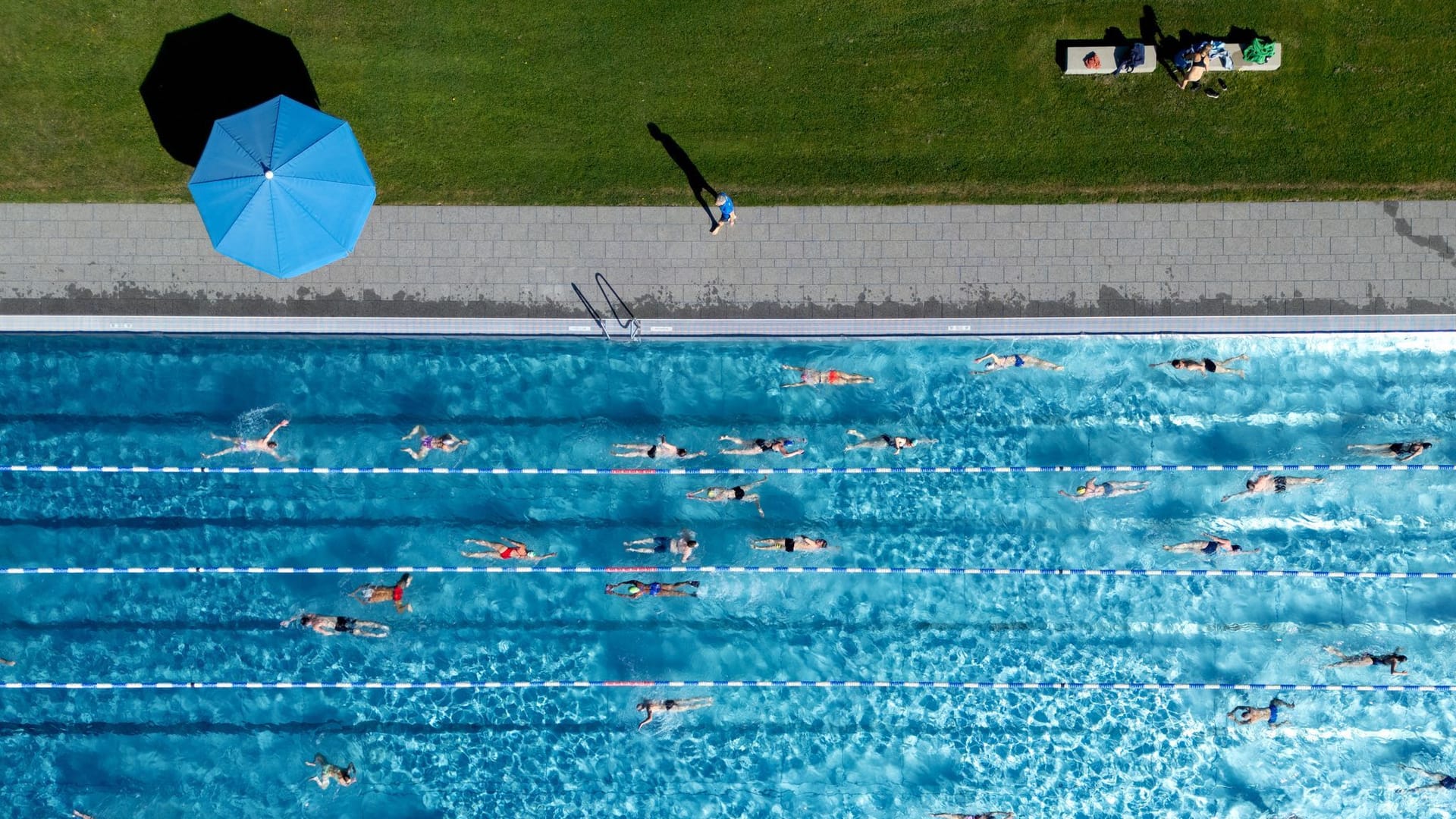 Auftakt der Freibadsaison in München