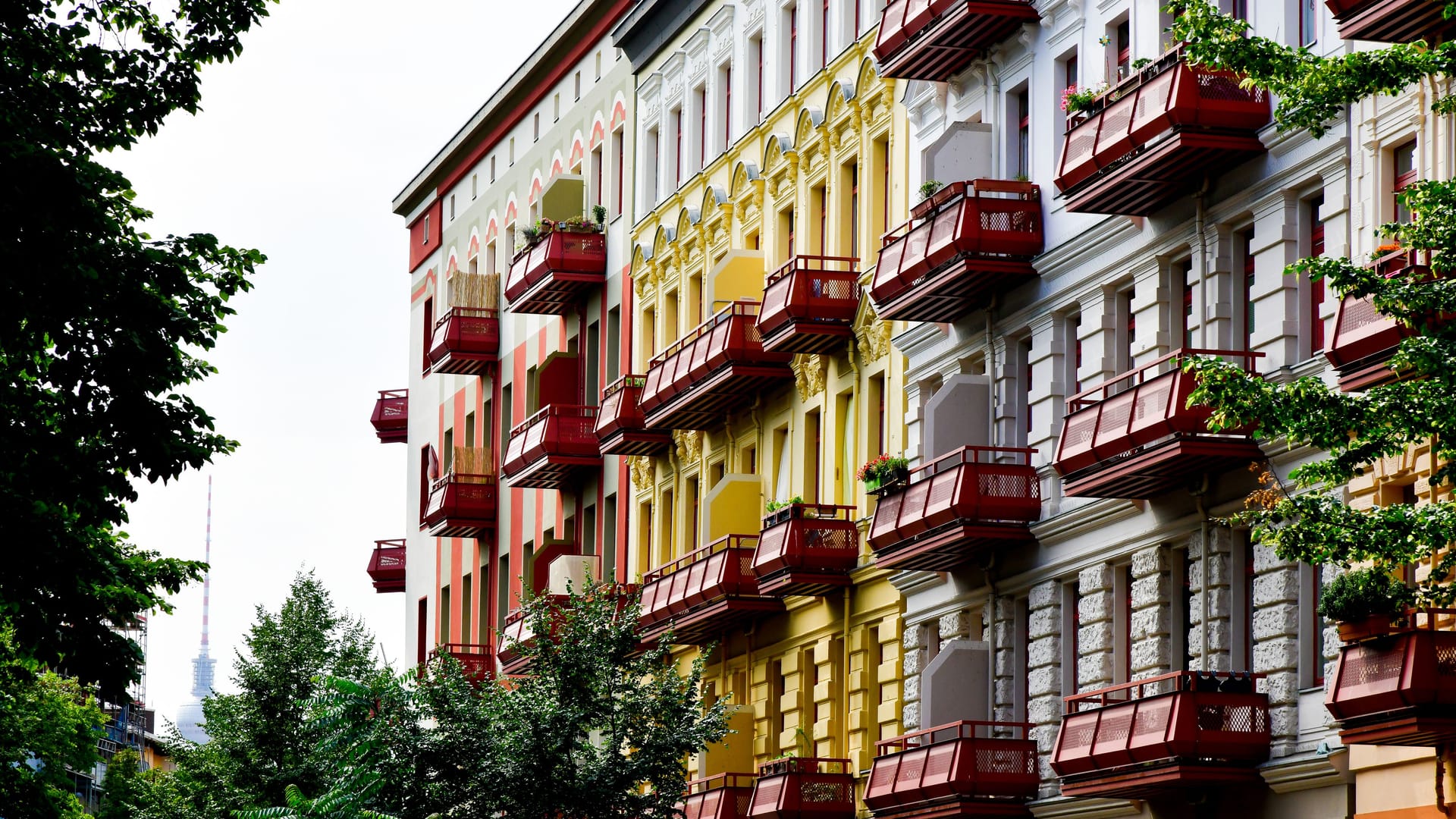 Für viele unbezahlbar: Die Mieten in vielen Städten Deutschlands steigen, der Wohnraum wird knapper.
