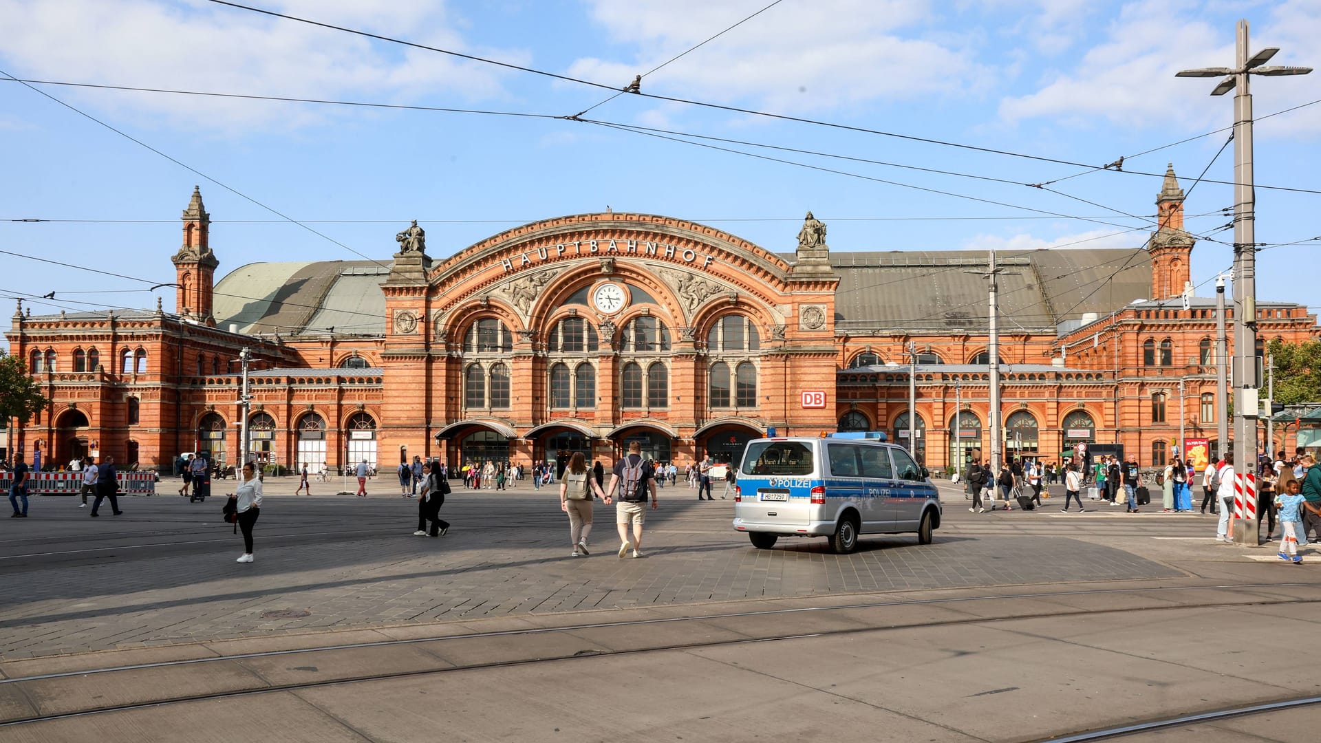 Bahnhofsplatz Bremen (Symbolbild): Der Verdächtige wurde festgenommen.