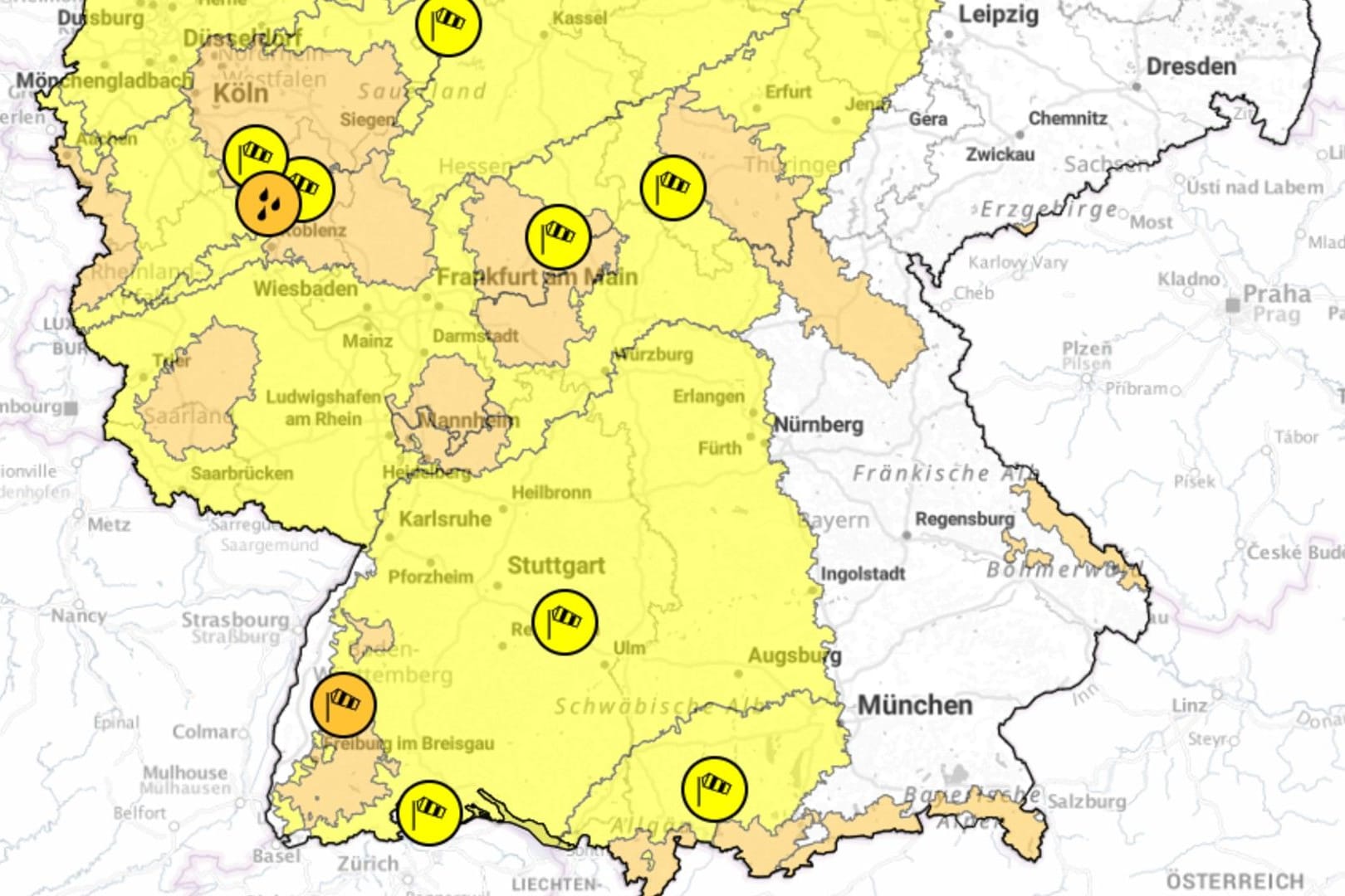 Die Warnkarte: In weiten Teilen Deutschlands herrscht laut DWD Gefahr.