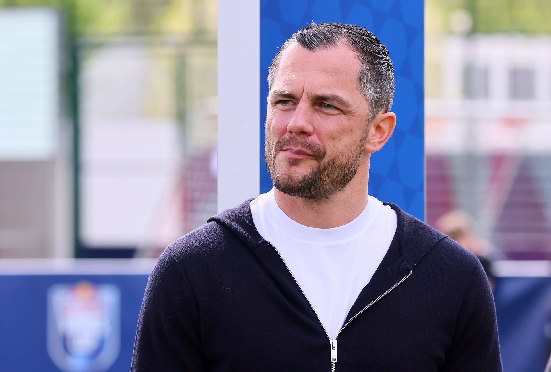 Sport-Geschäftsführer Marcel Schäfer sieht die verkorkste Saison auch als Chance.